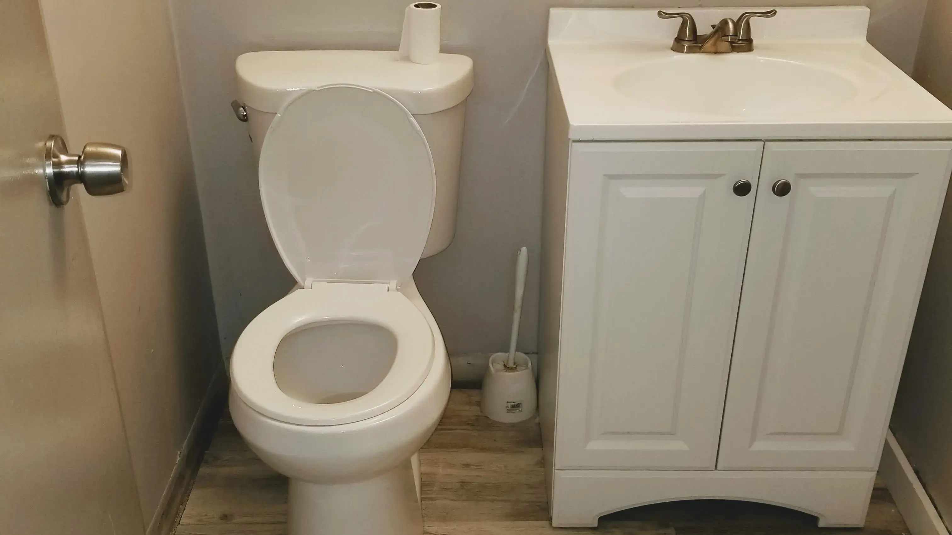 The Mat Laundromat Free Dry Center and Commercial Laundry thumbnail 10