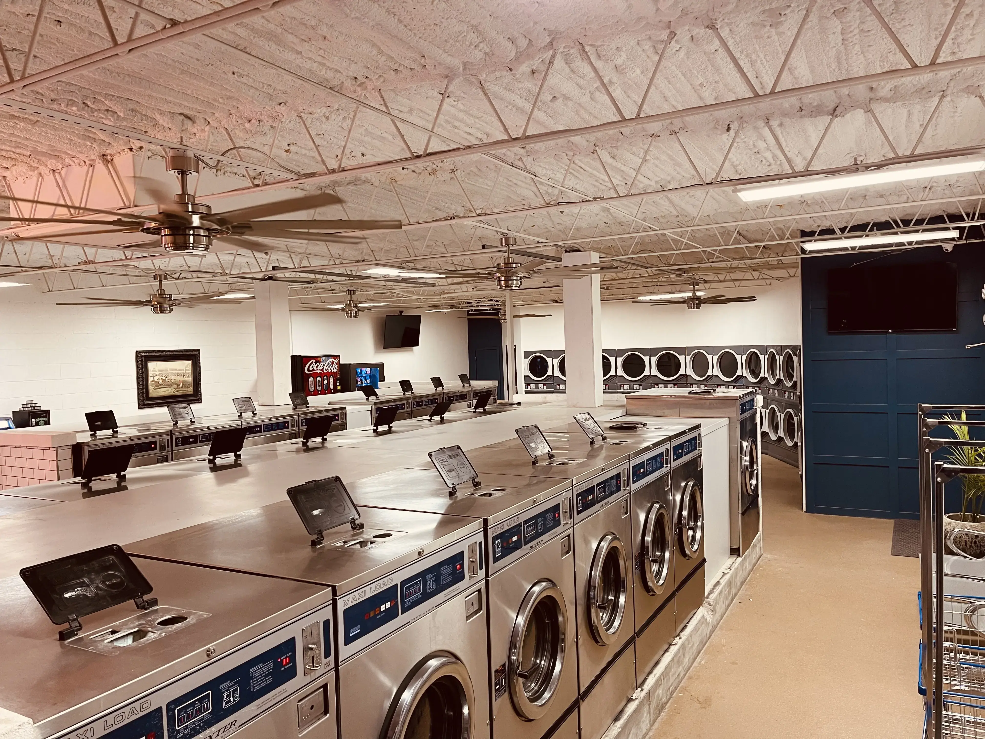 The Maverick Laundromat - Image 15