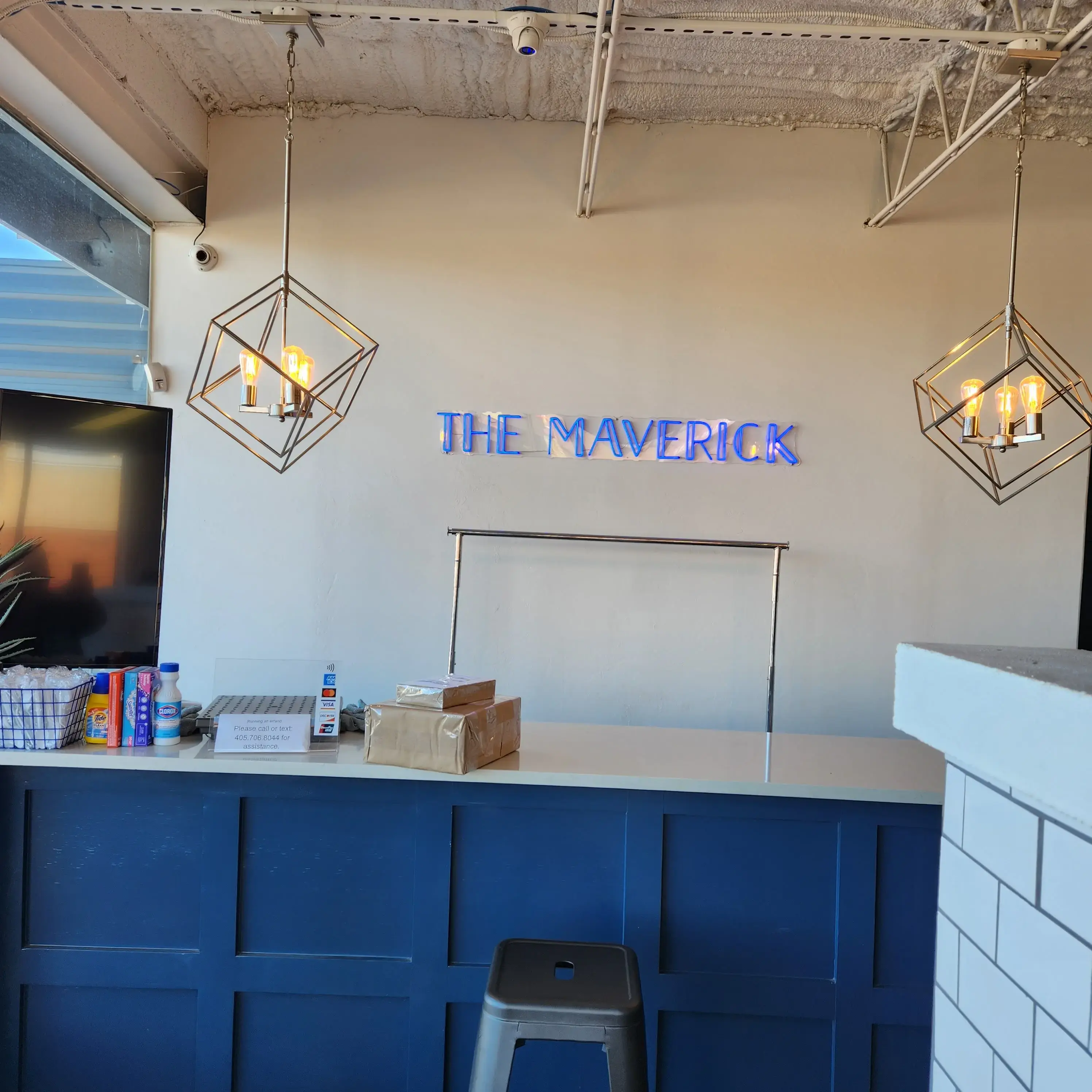 The Maverick Laundromat thumbnail 3