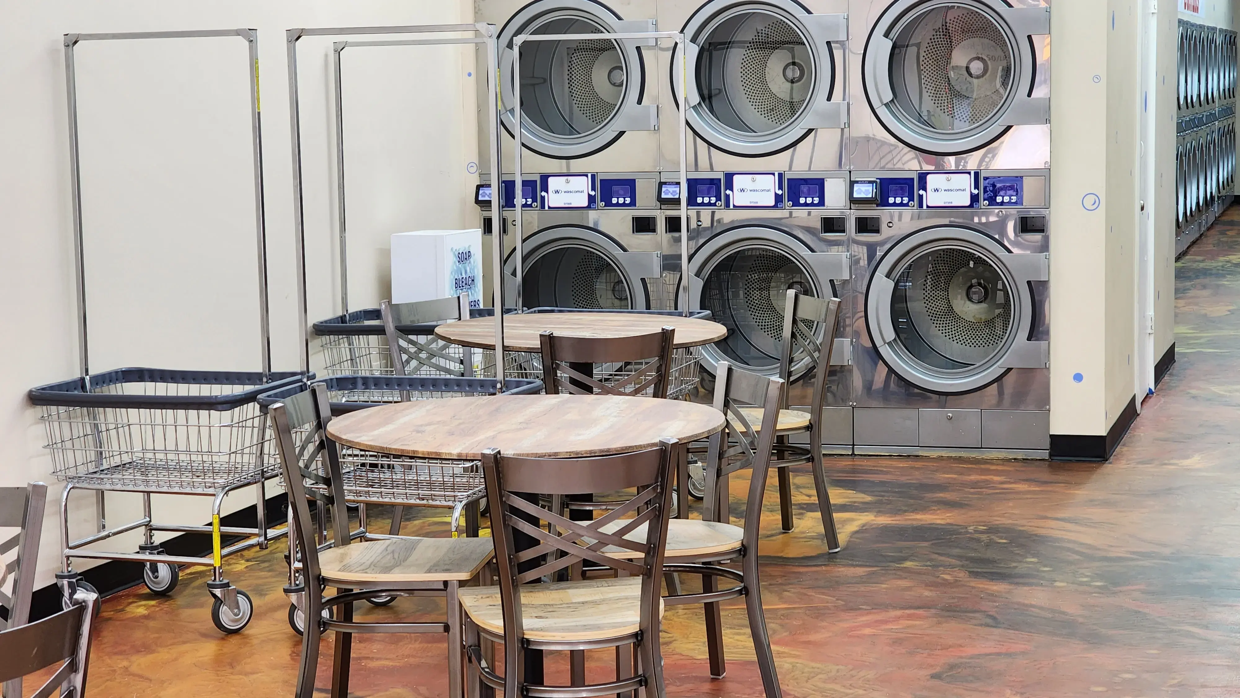 The Muddy Laundry Room thumbnail 14