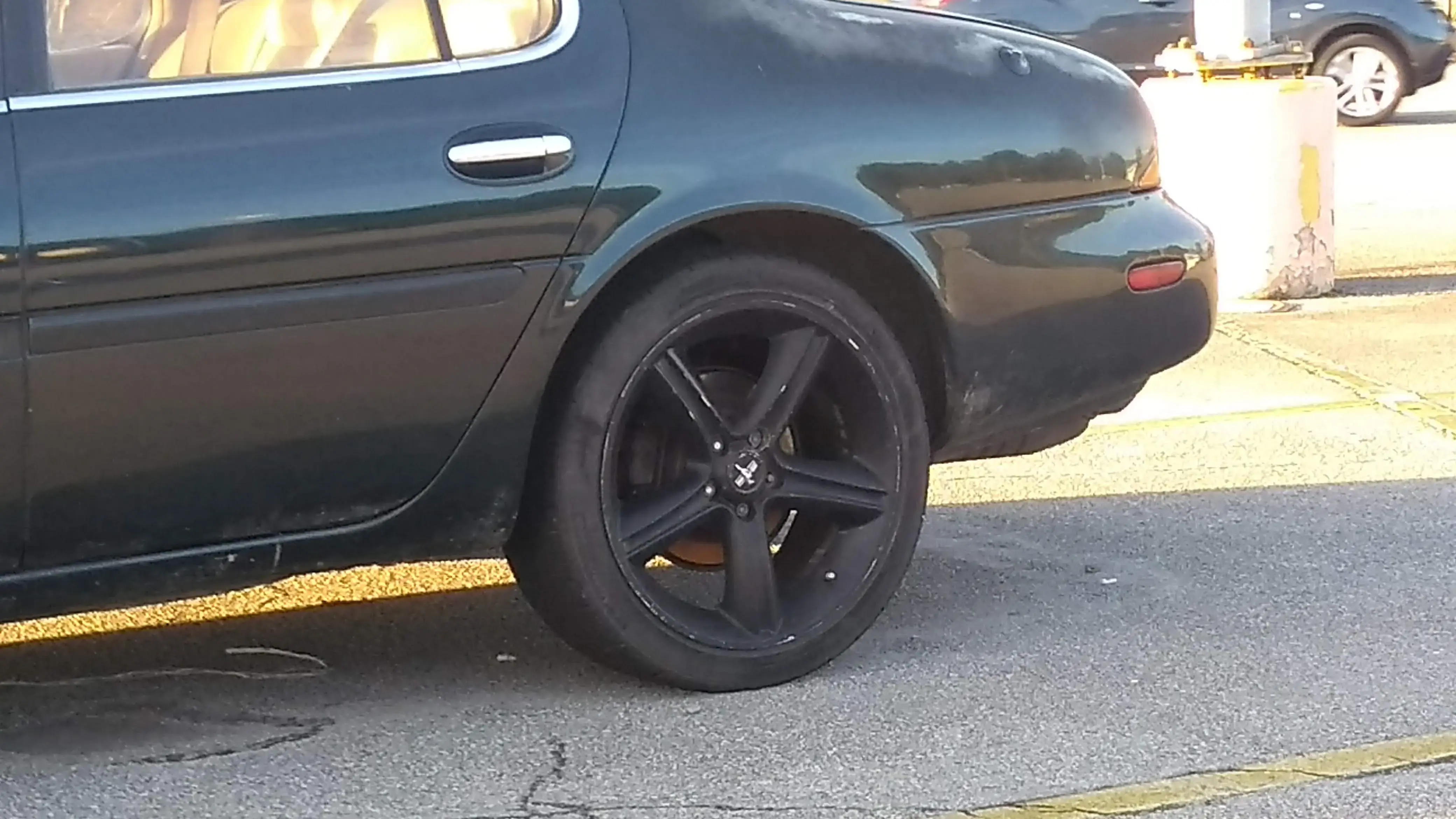 The Sullied Duck COIN & CARD LAUNDRY thumbnail 5