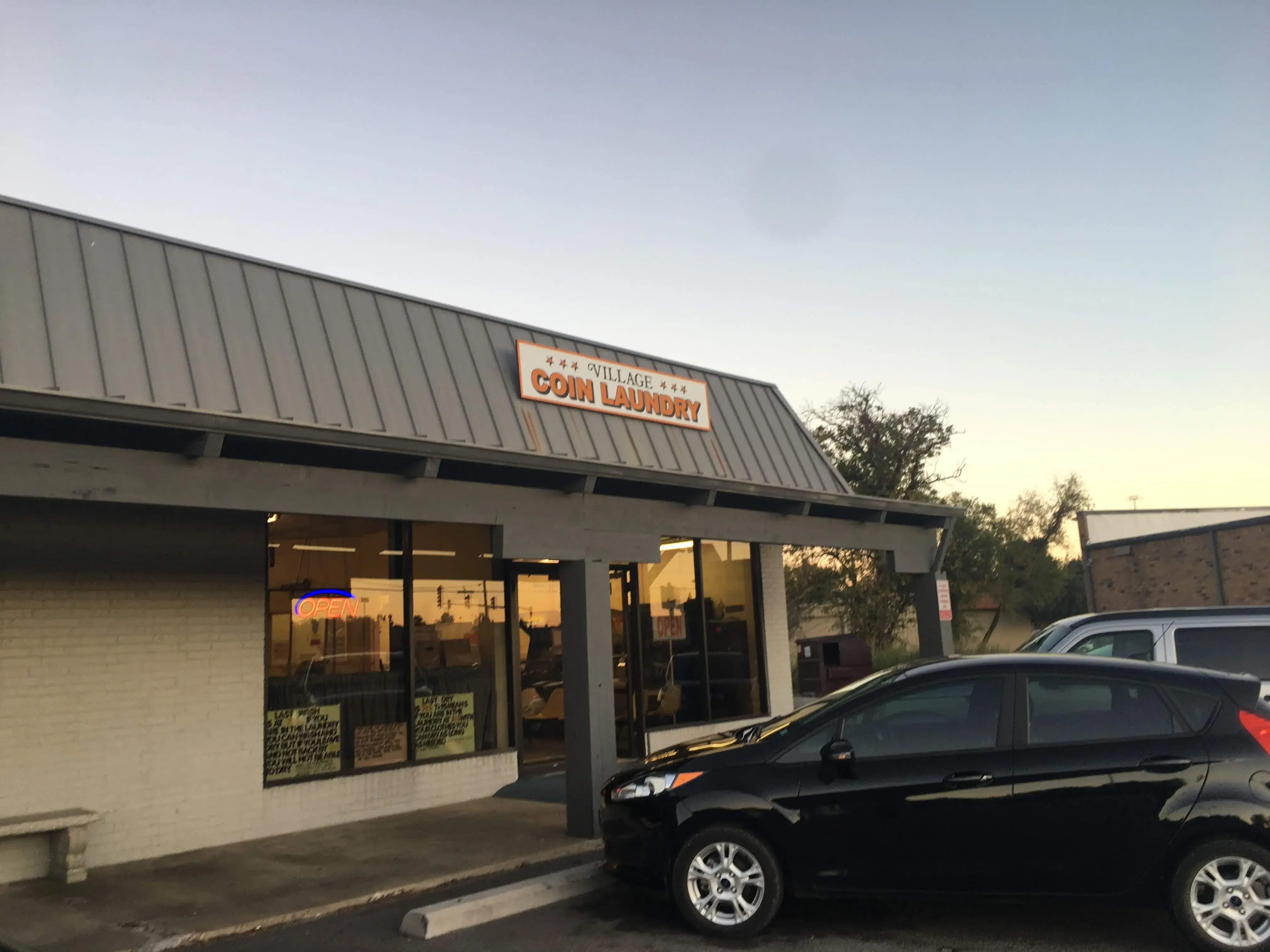 The Village Coin Laundromat - Image 2