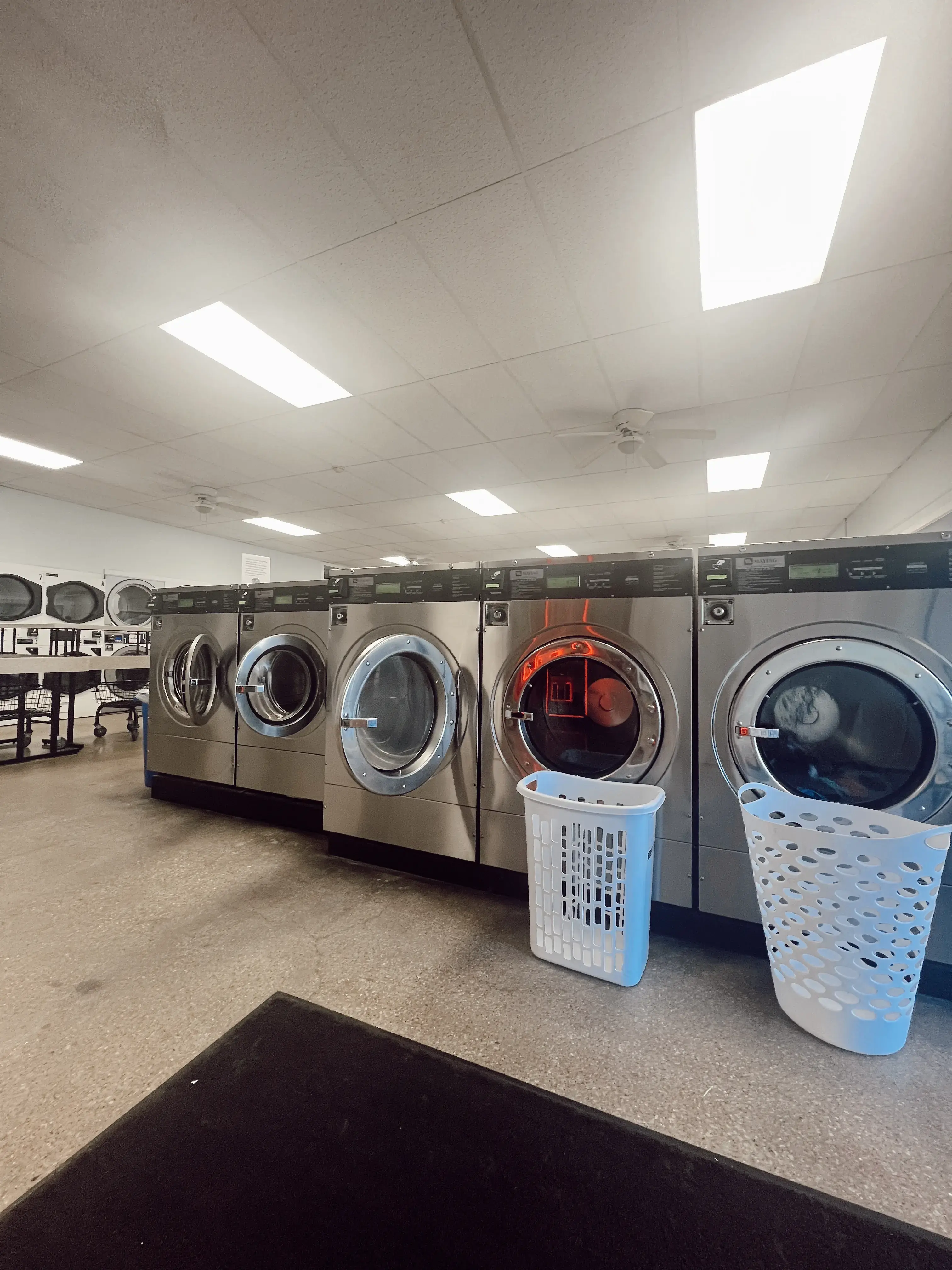 The Village Tub thumbnail 13