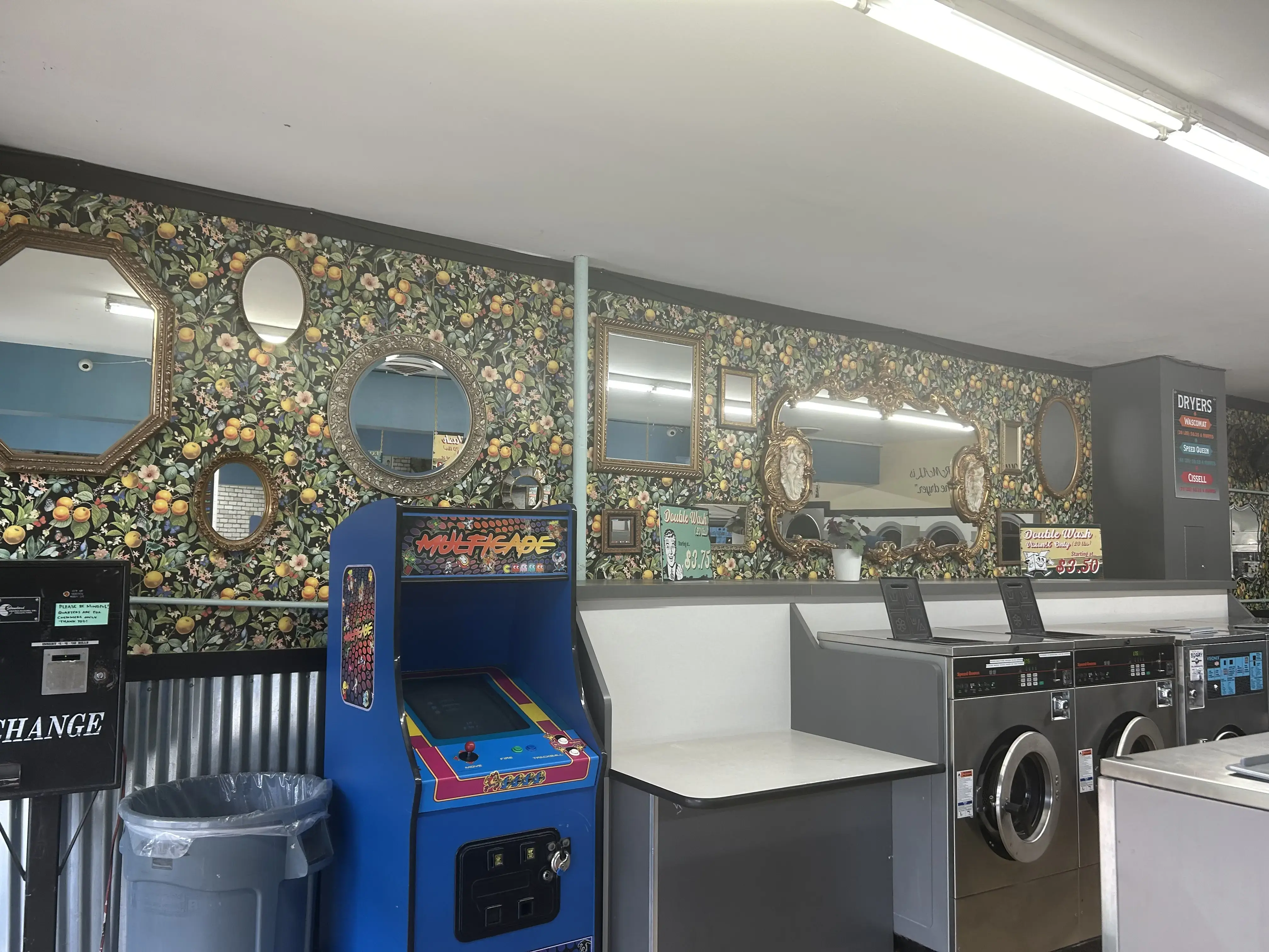 The Vintage Wash House Coin Laundry thumbnail 12