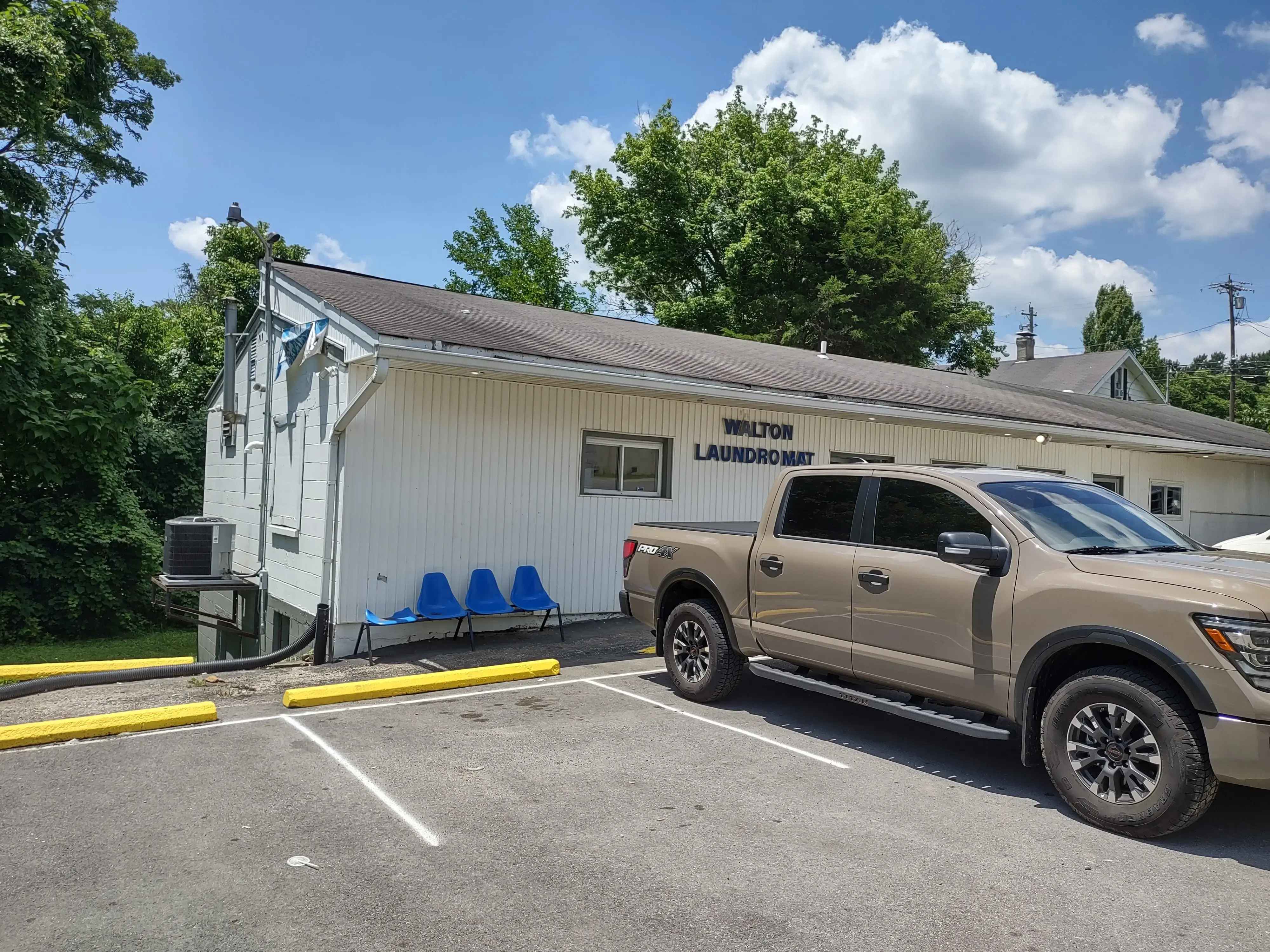 The Walton Laundromat - Image 17