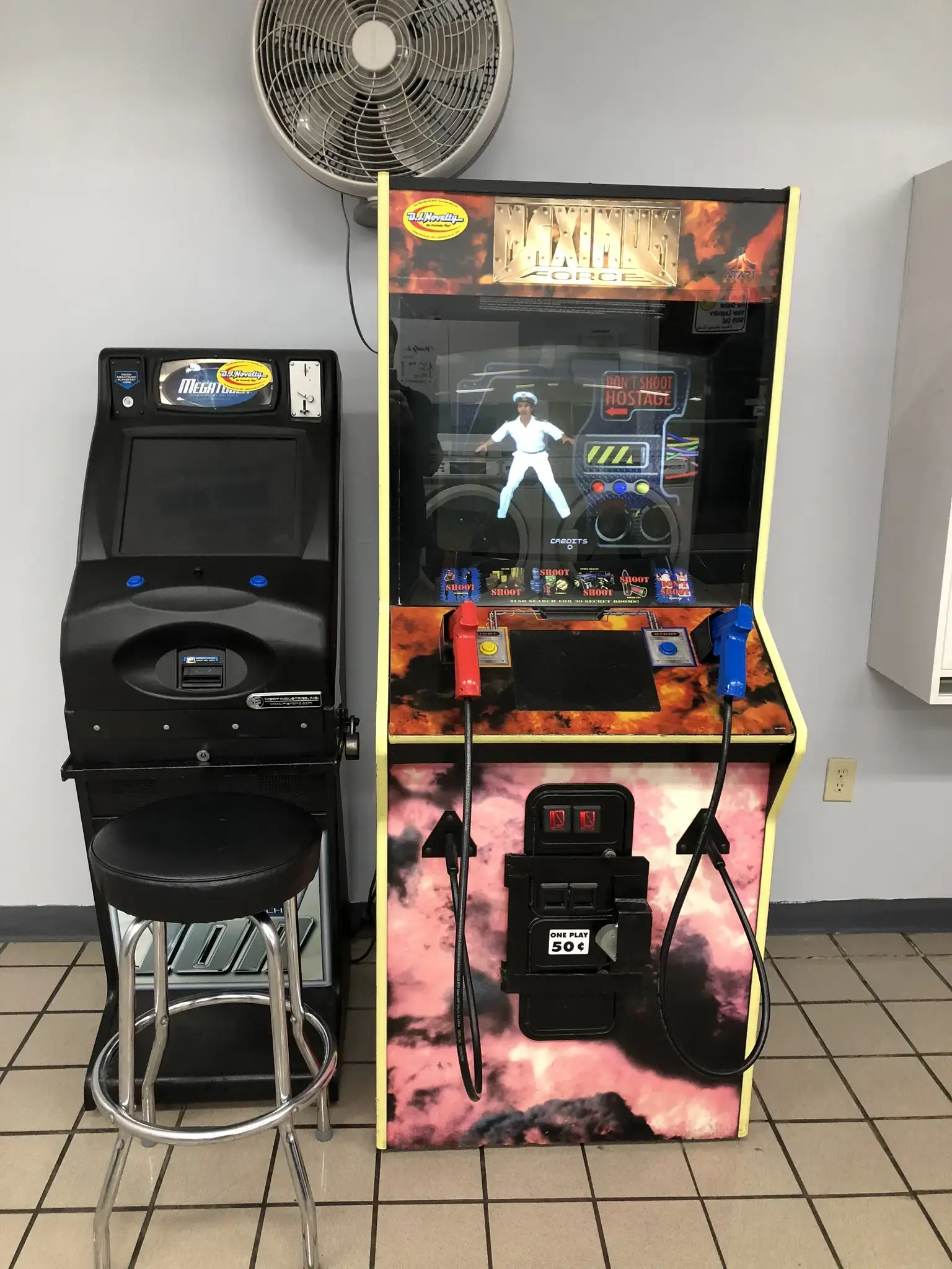 The Walton Laundromat thumbnail 4