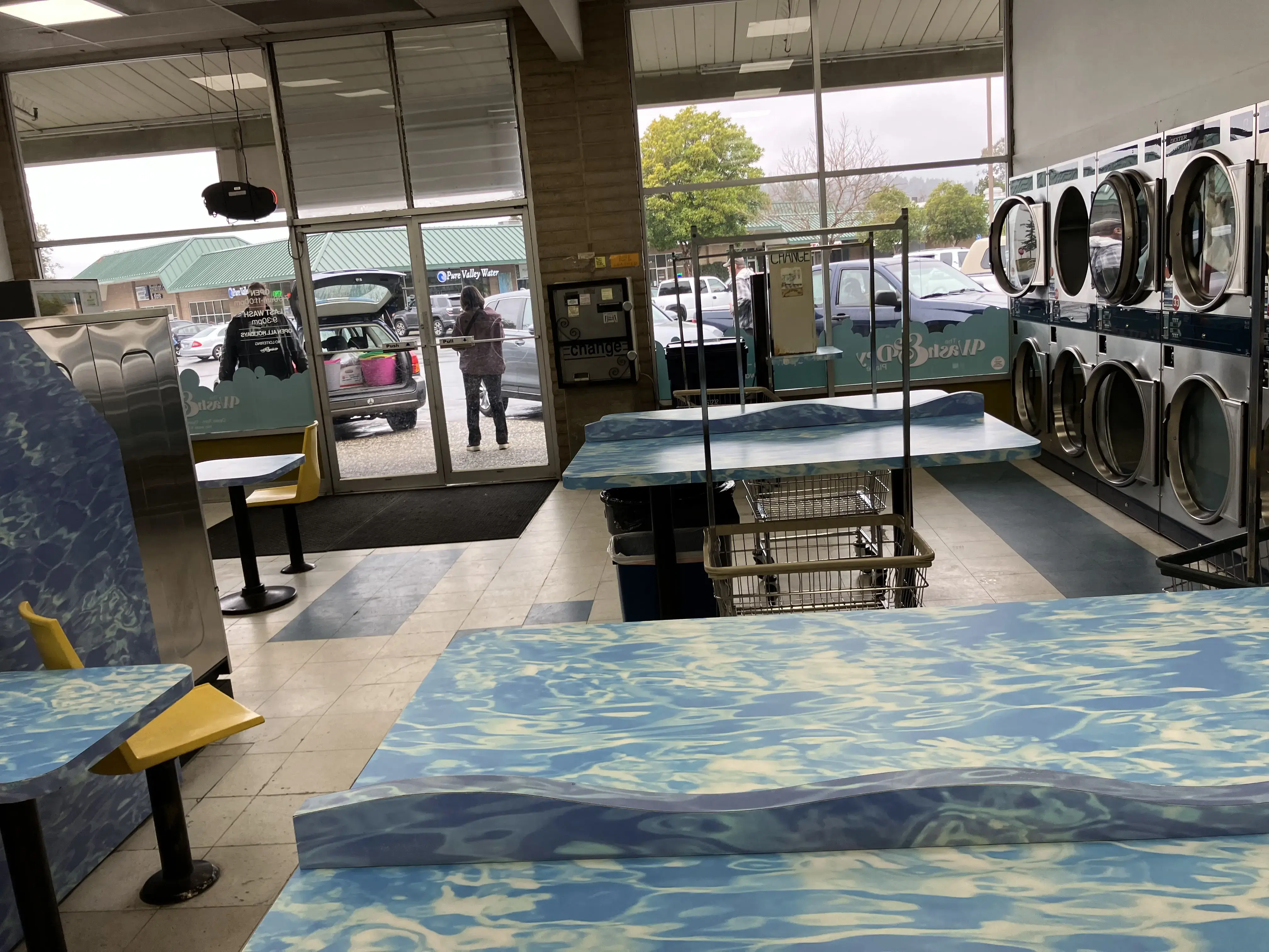 The Wash and Dry Place location