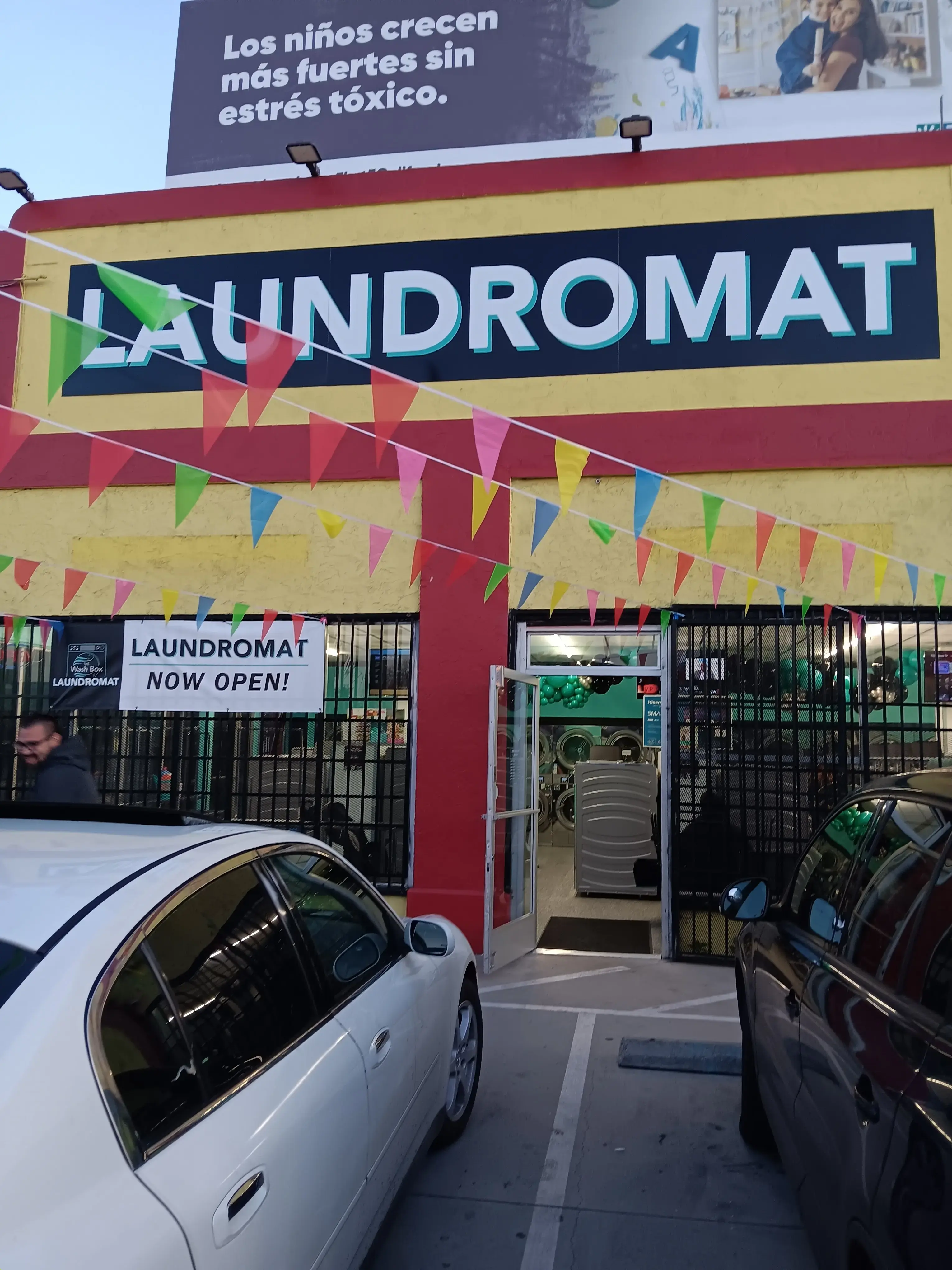 The Wash Box Laundromat-El Dorado thumbnail 8
