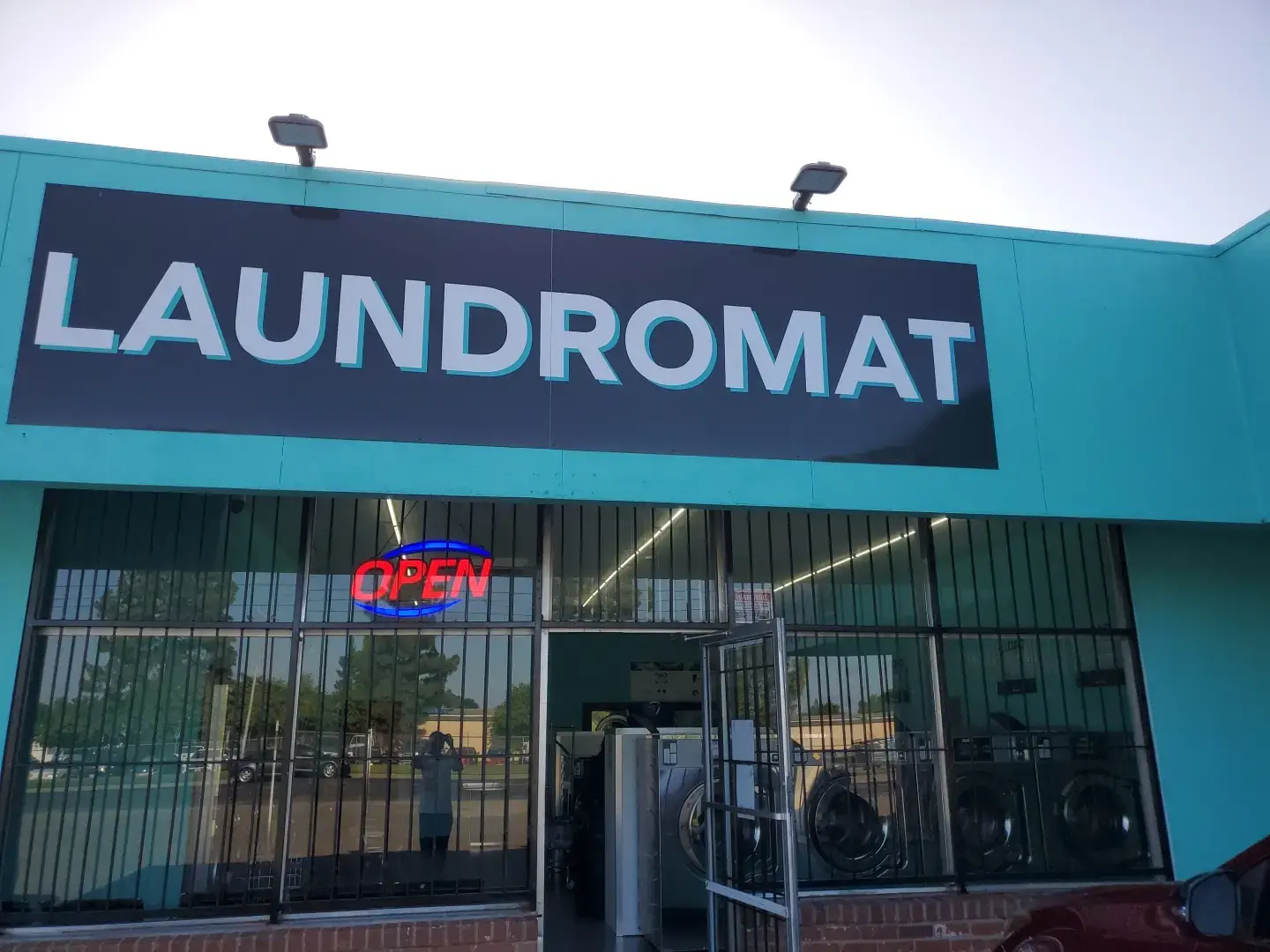 The Wash Box Laundromat-Lincoln thumbnail 2