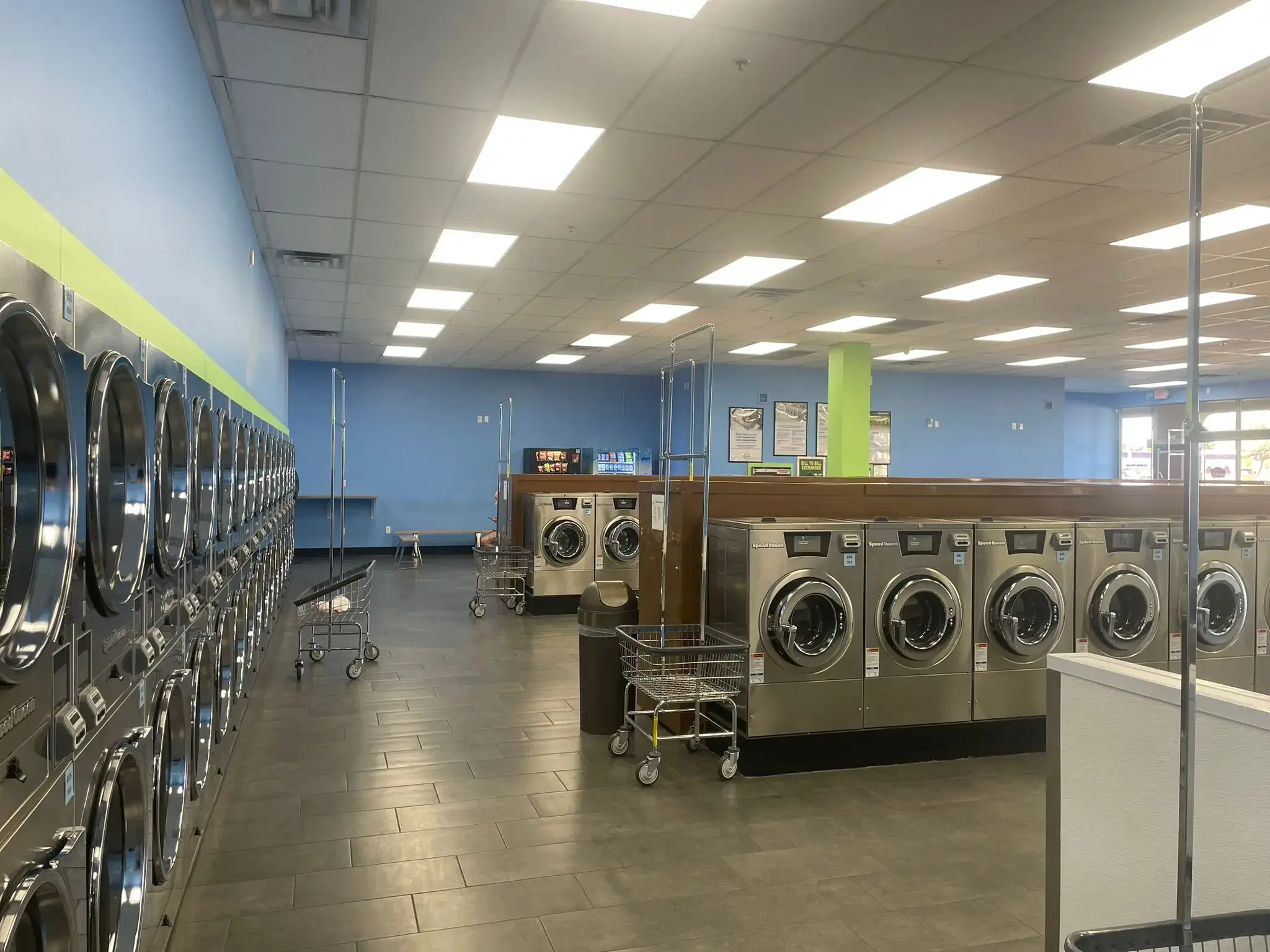 The Wash Clinic Laundromat thumbnail 4