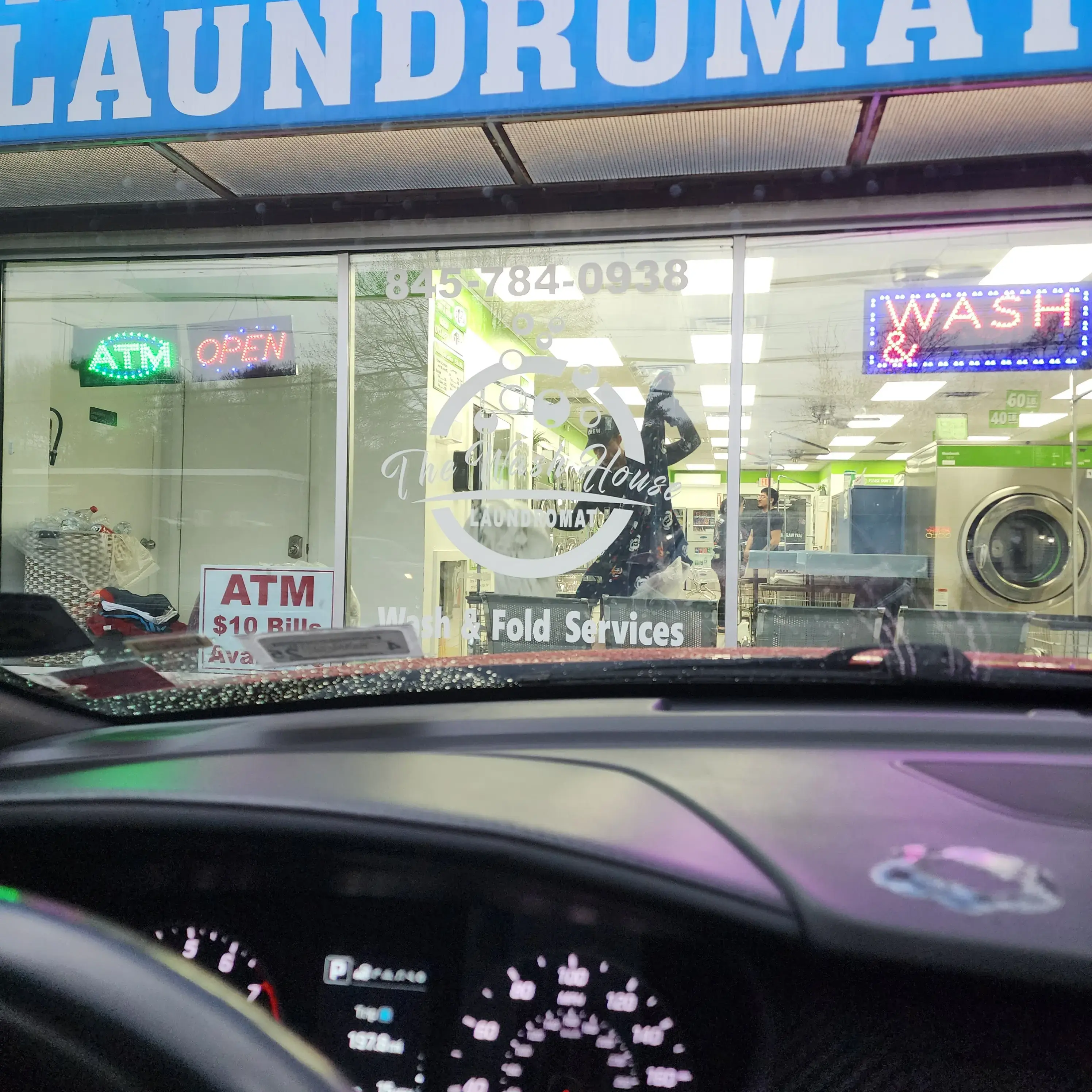The Wash House Laundromat thumbnail 15