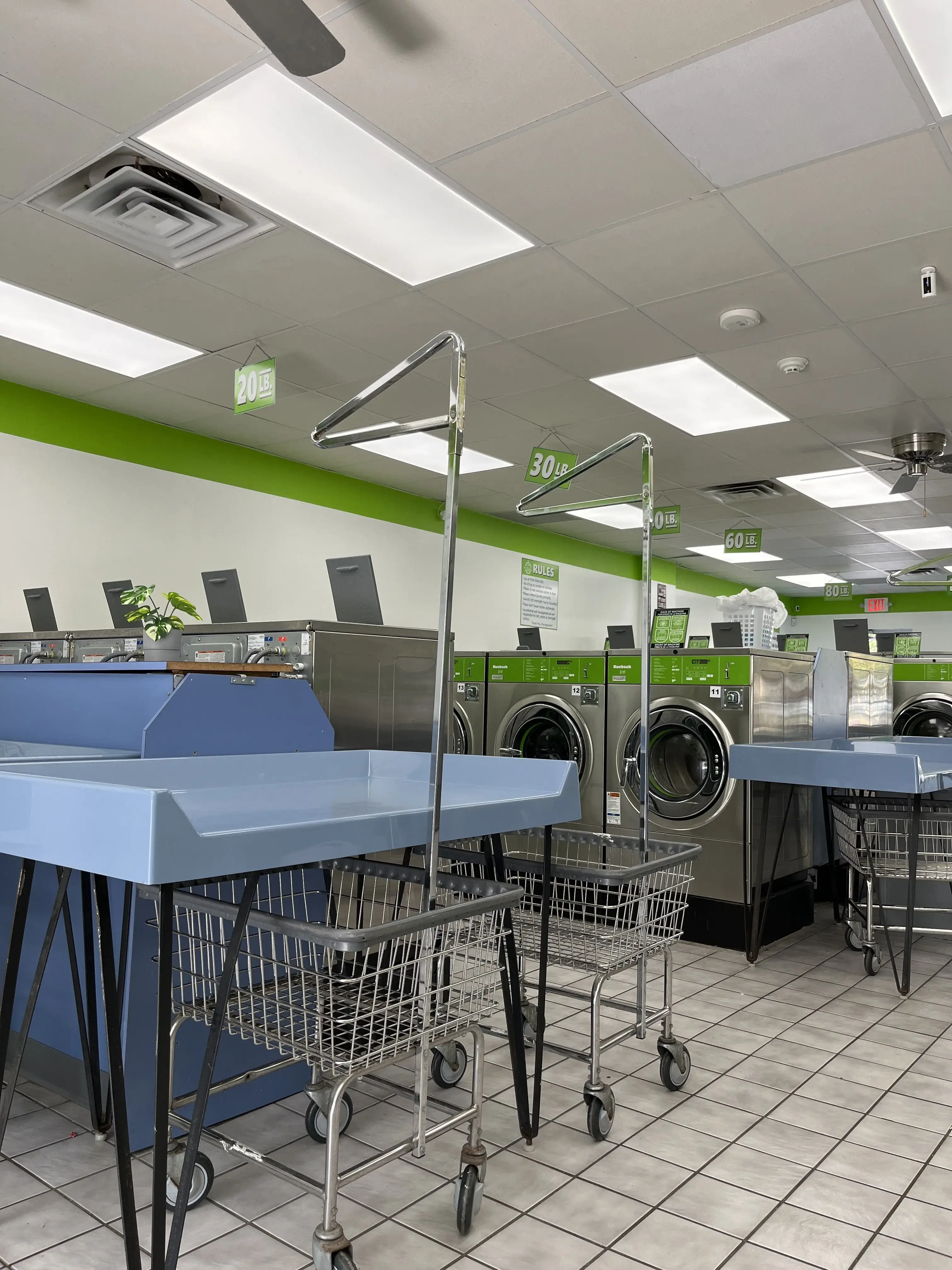 The Wash House Laundromat thumbnail 20