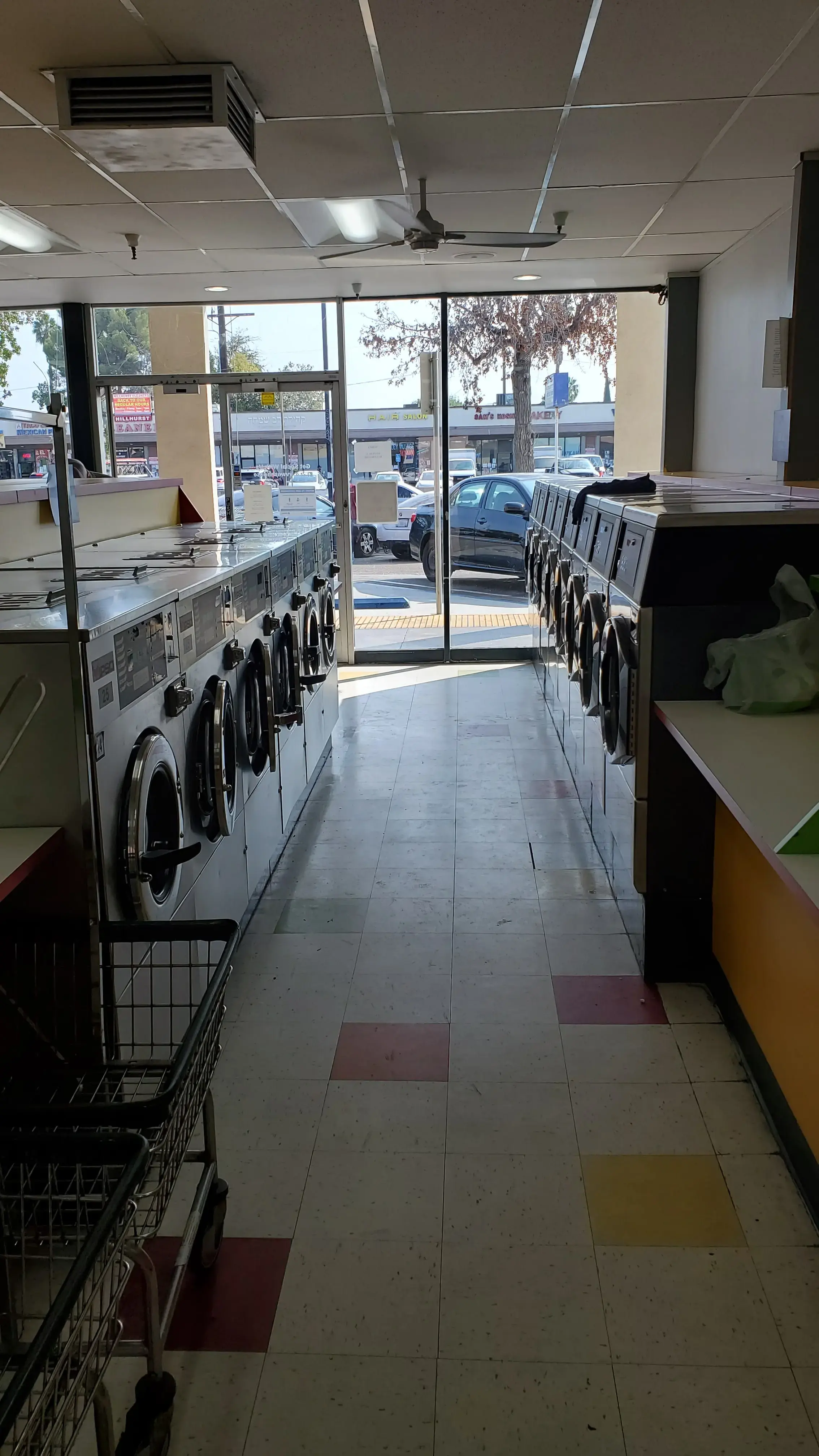 The Wash House Laundry thumbnail 10