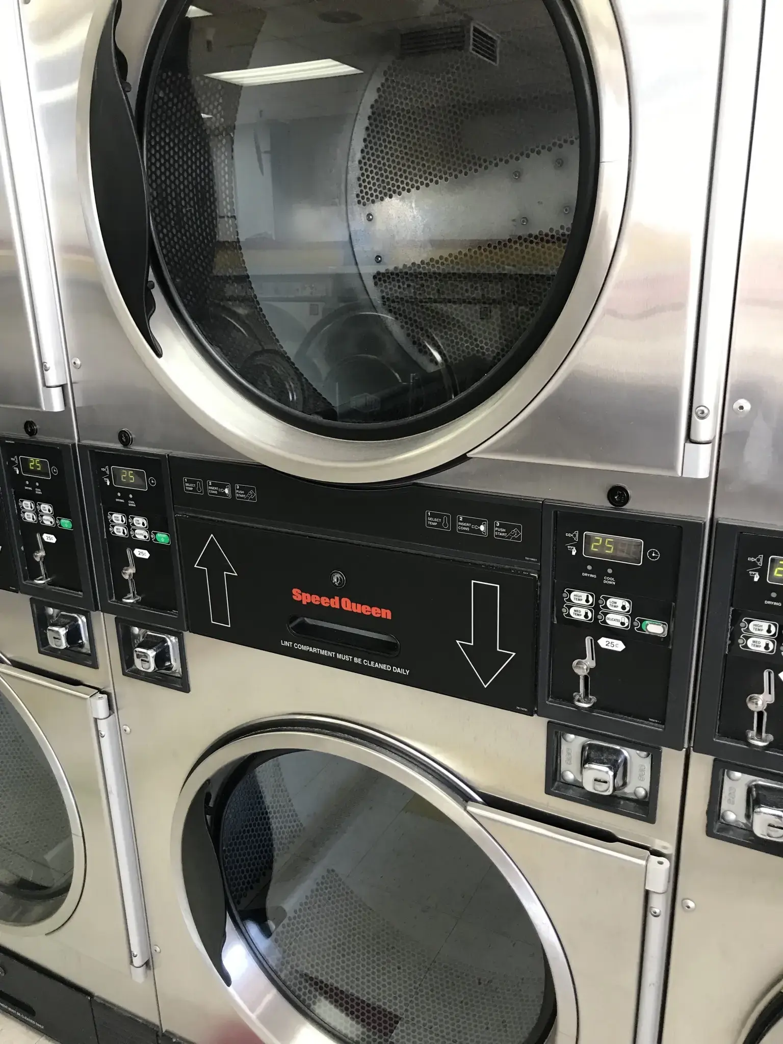 The Wash House Laundry thumbnail 8