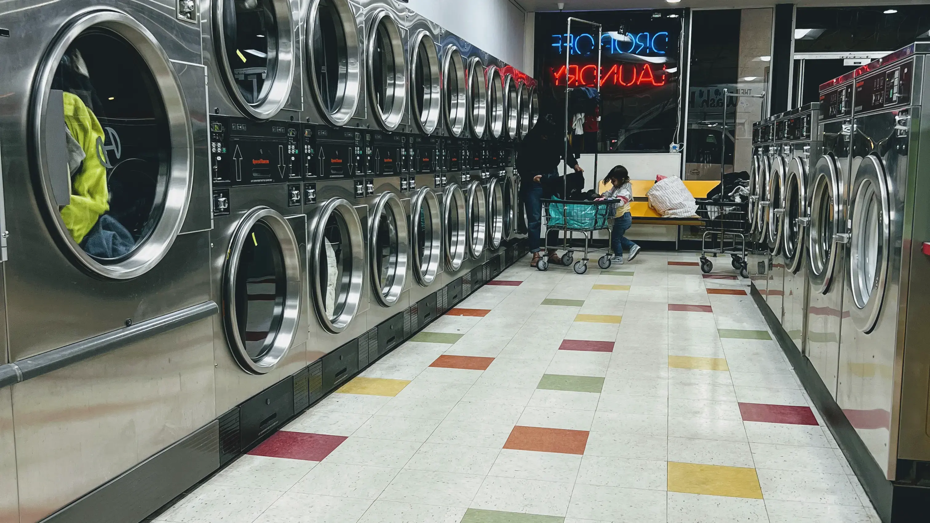 The Wash House Laundry thumbnail 7