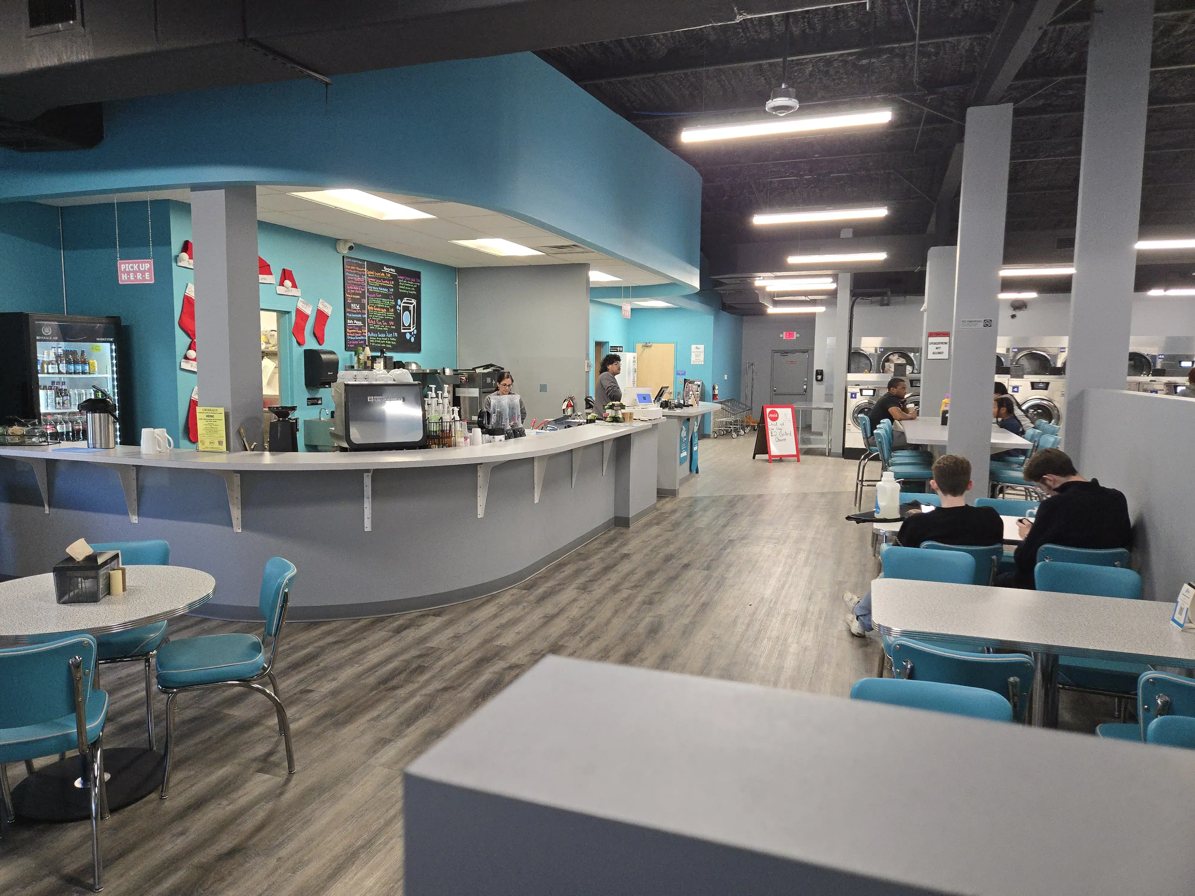 The Wash Room Laundromat - Image 6