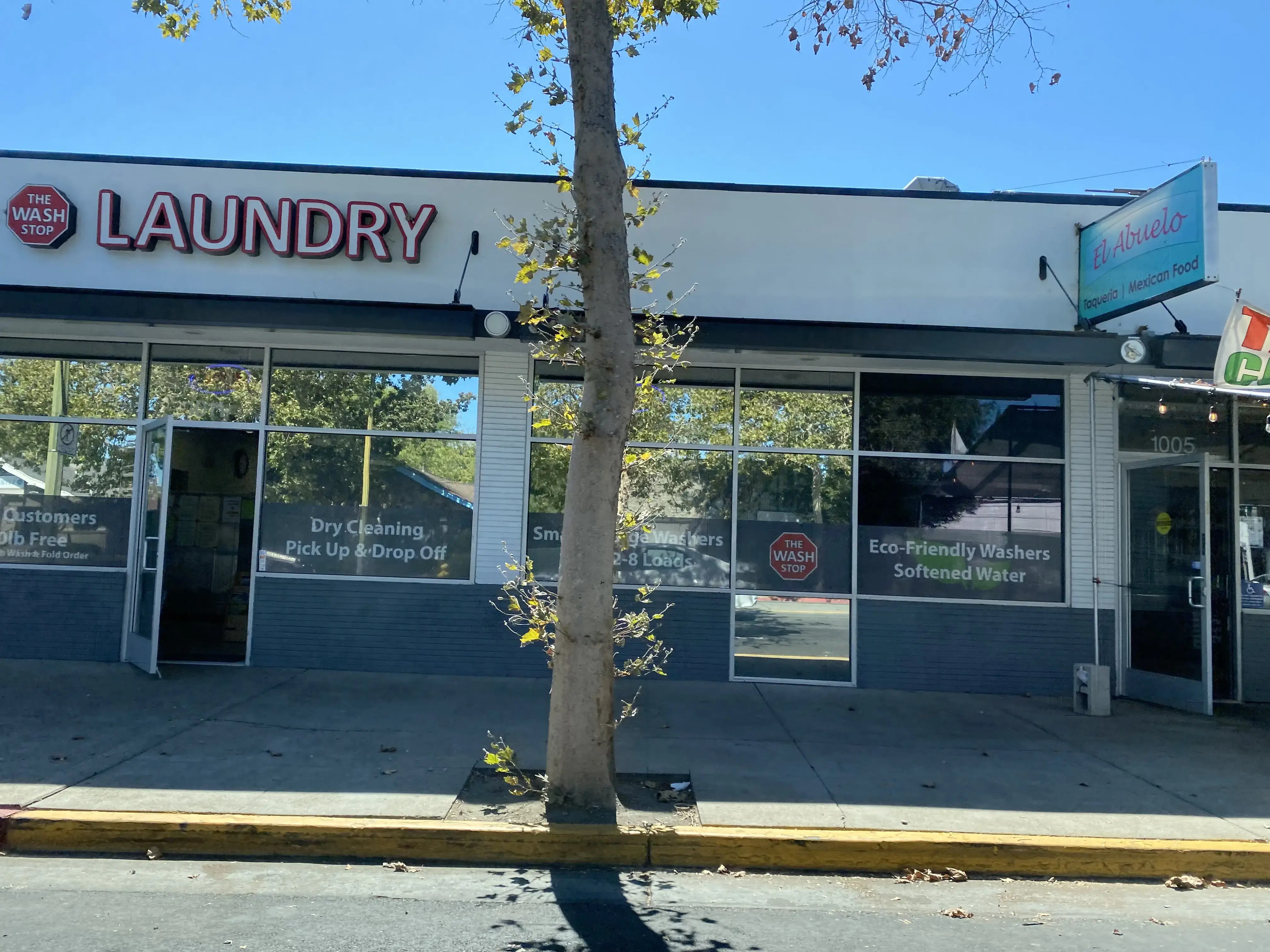 The Wash Stop Laundry thumbnail 10