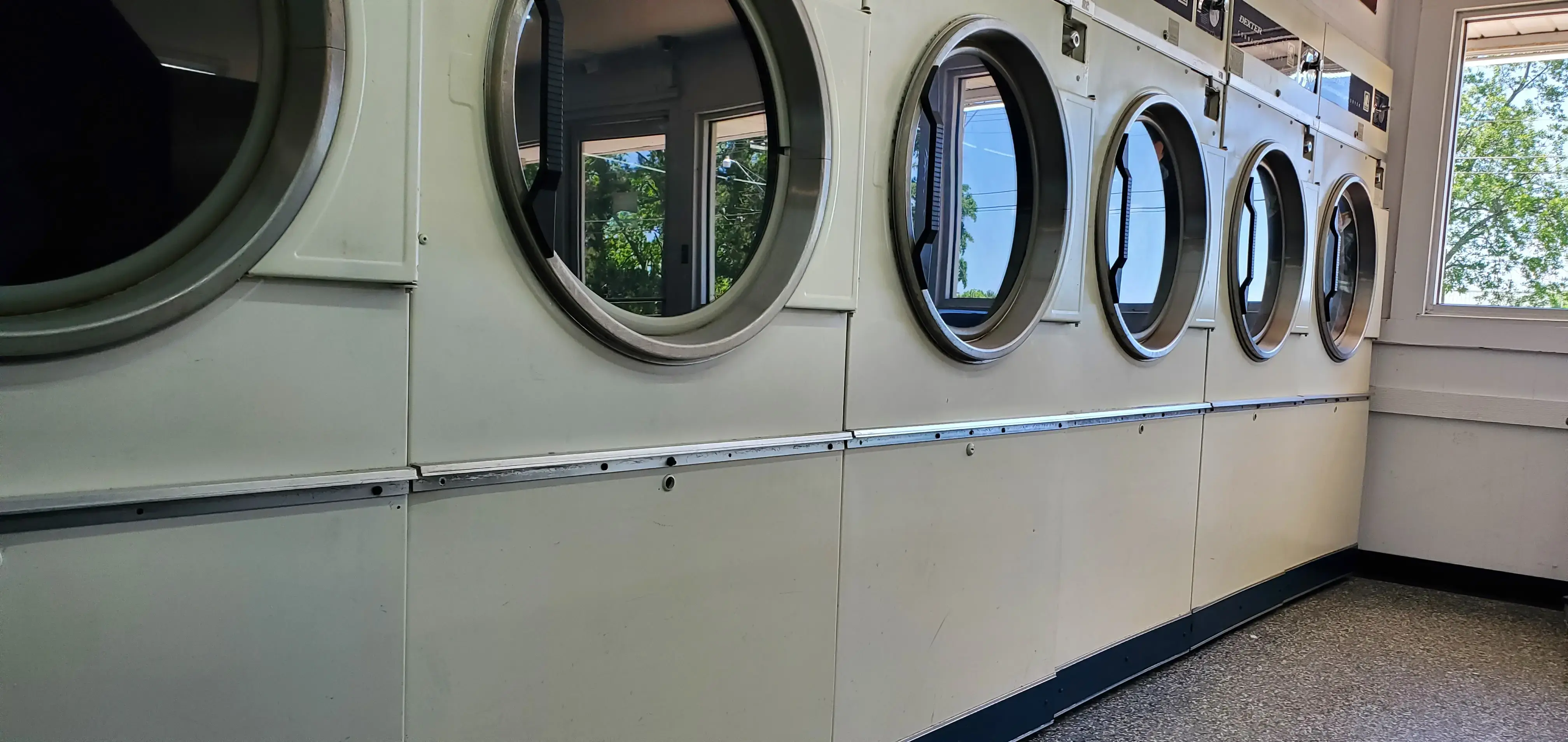 The Wash Tub - Image 1