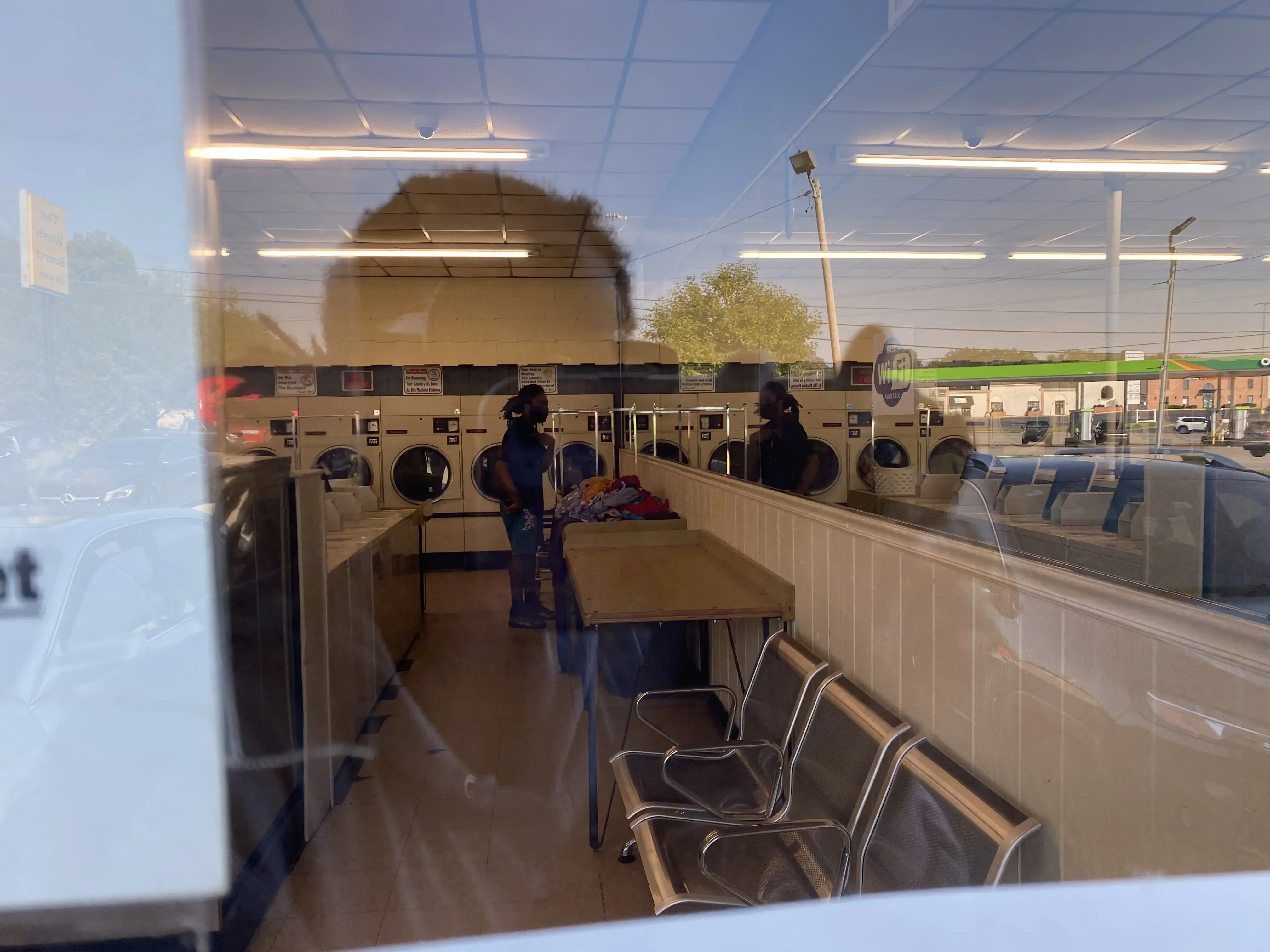 The Washboard Coin Laundry - Image 5