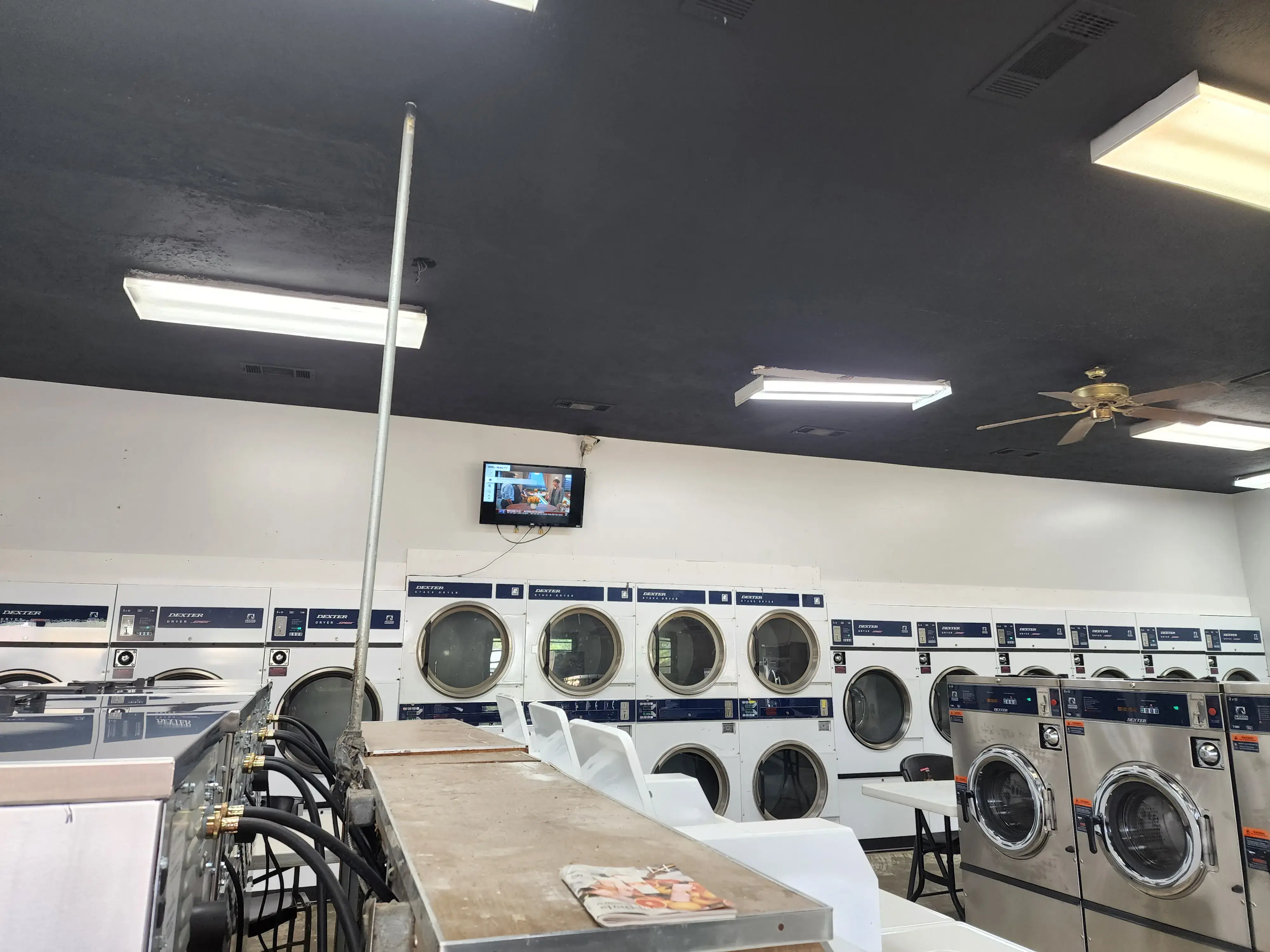 The Washer Laundromat thumbnail 13