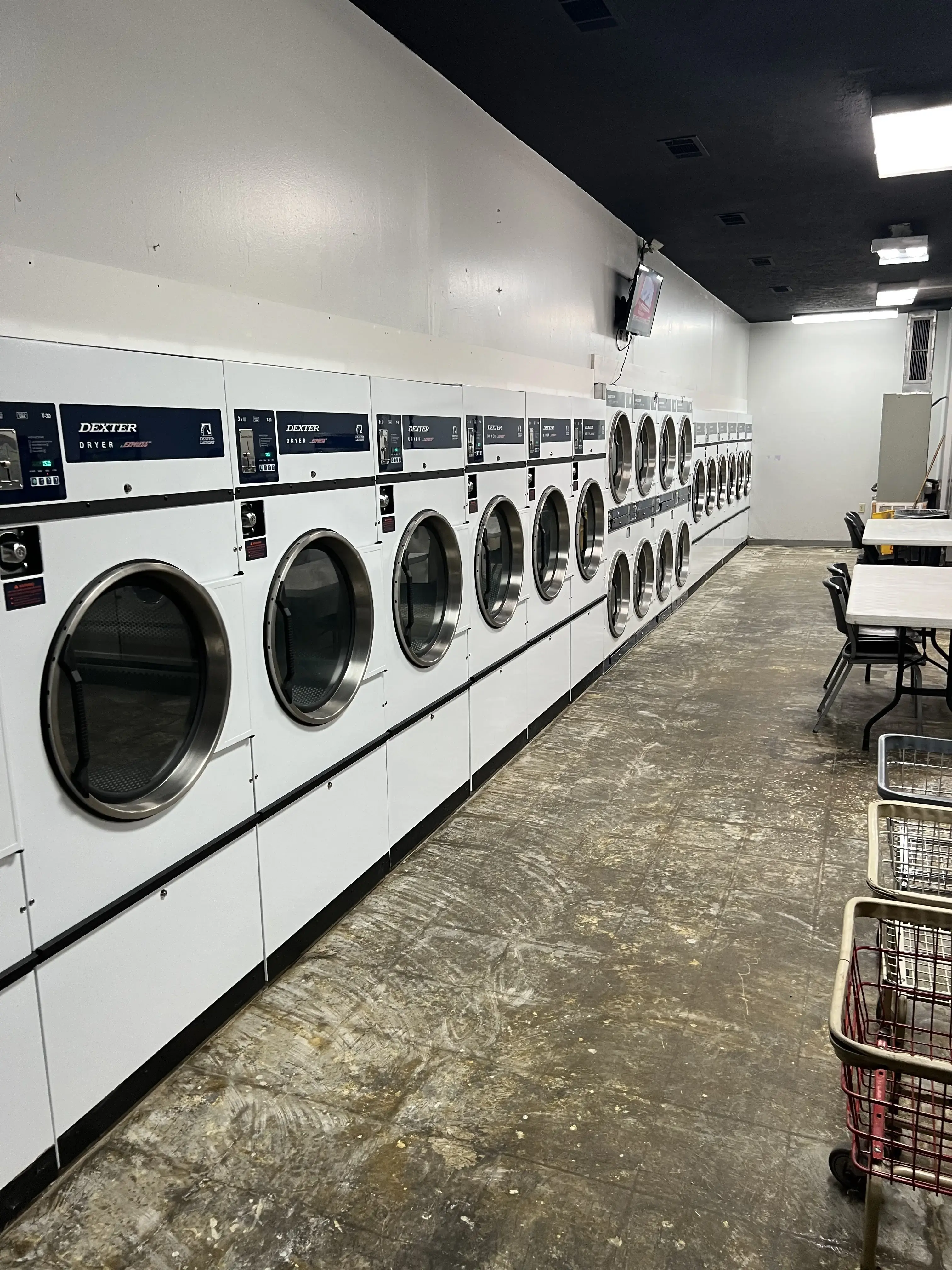The Washer Laundromat thumbnail 14