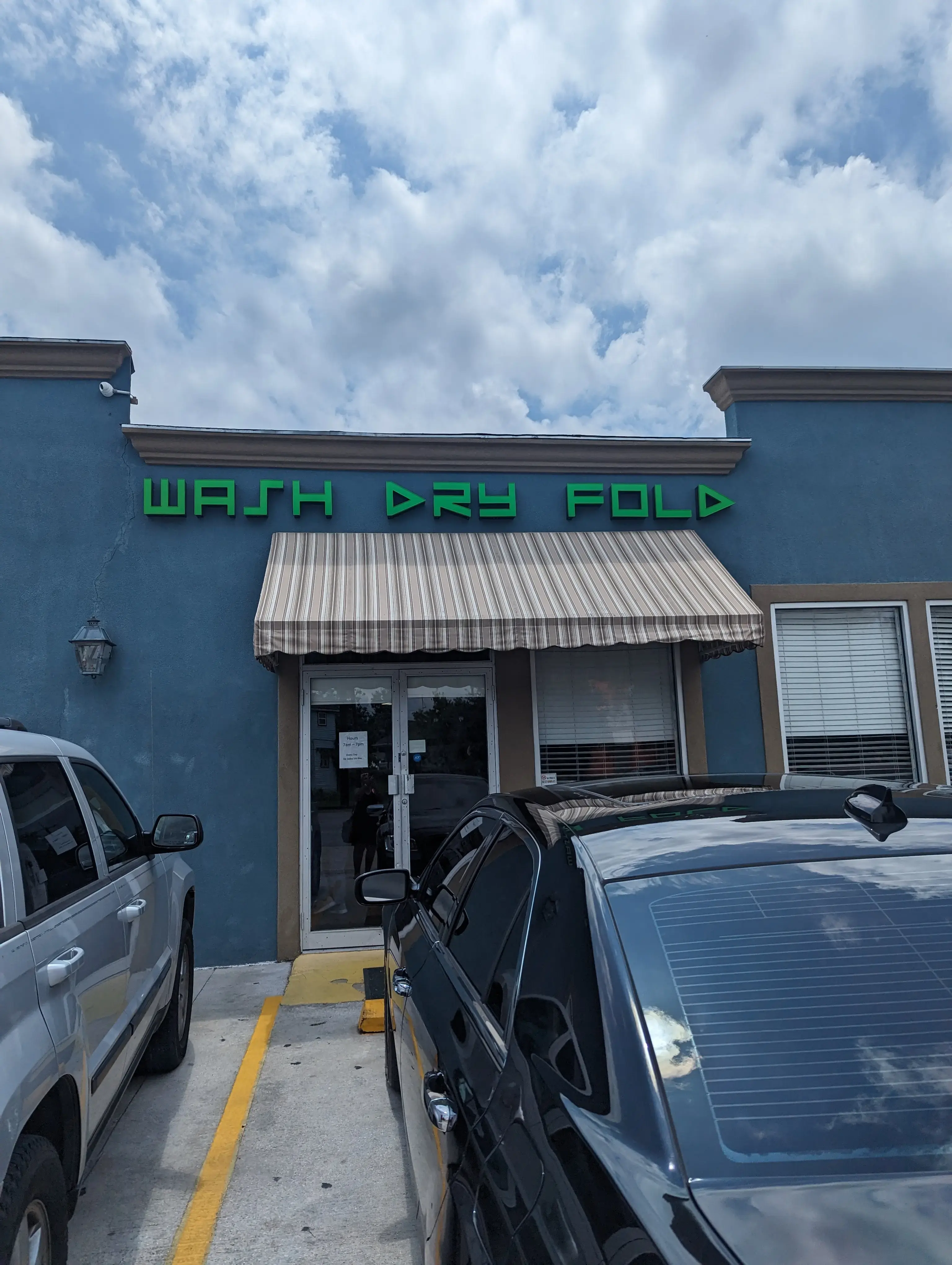The Washington Laundromat - Image 6