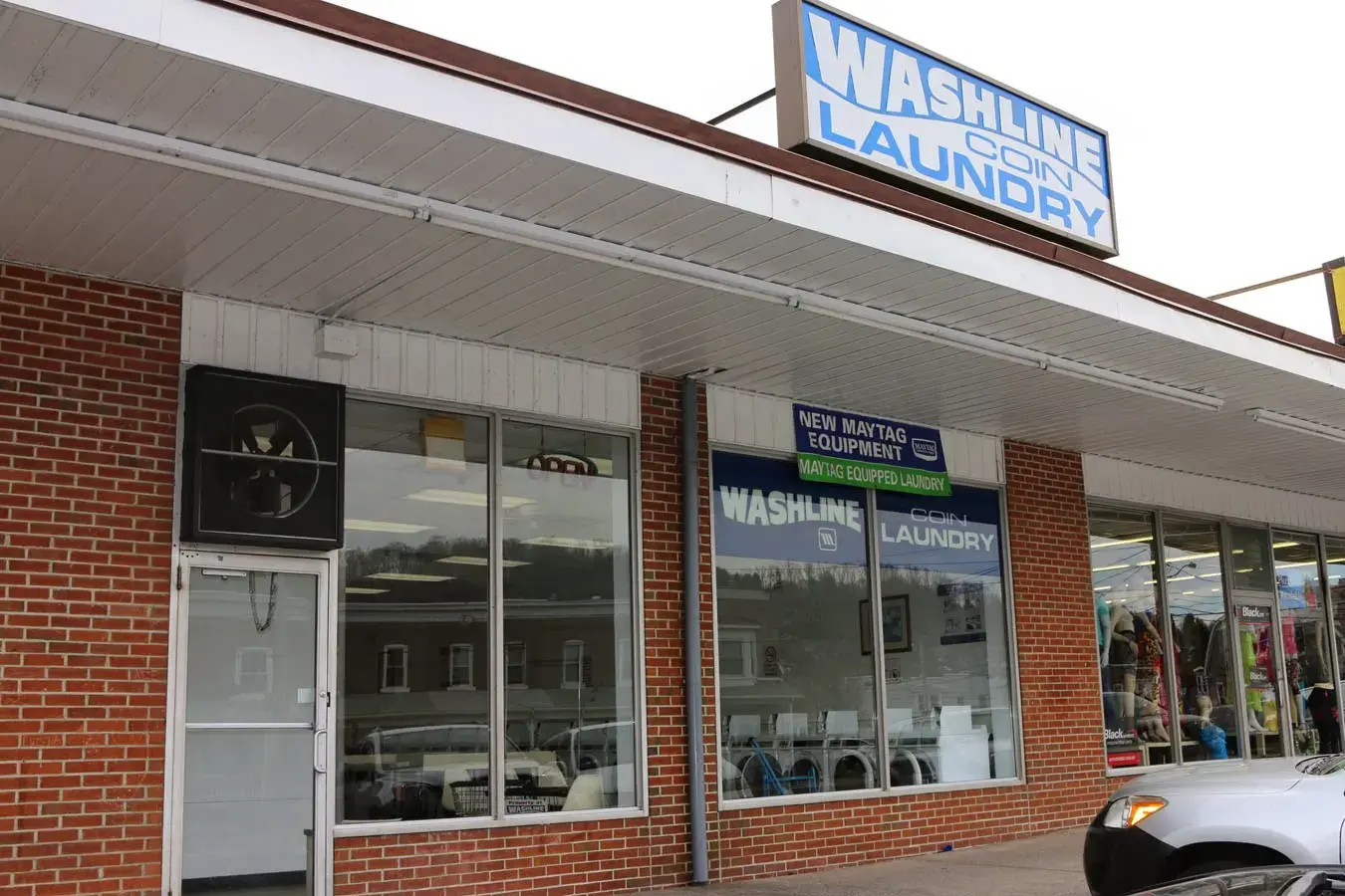 The Washline - Image 1