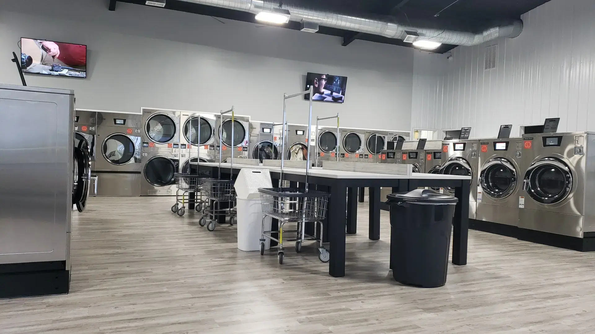 The Washroom Coin Laundry thumbnail 20