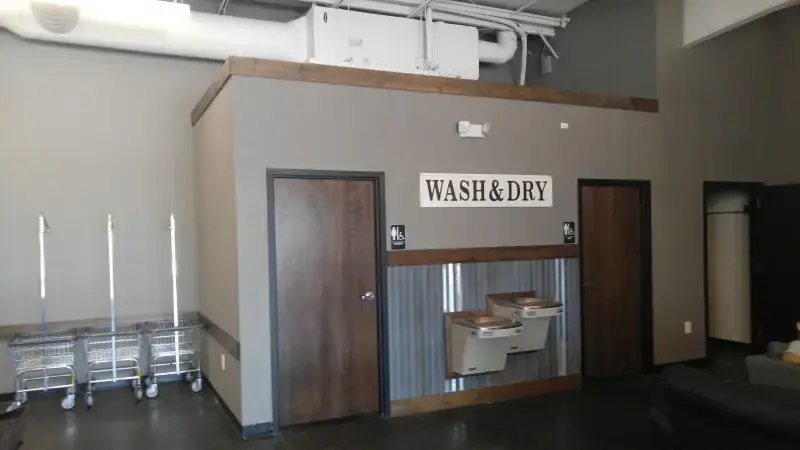 The Washroom Laundromat - Image 17