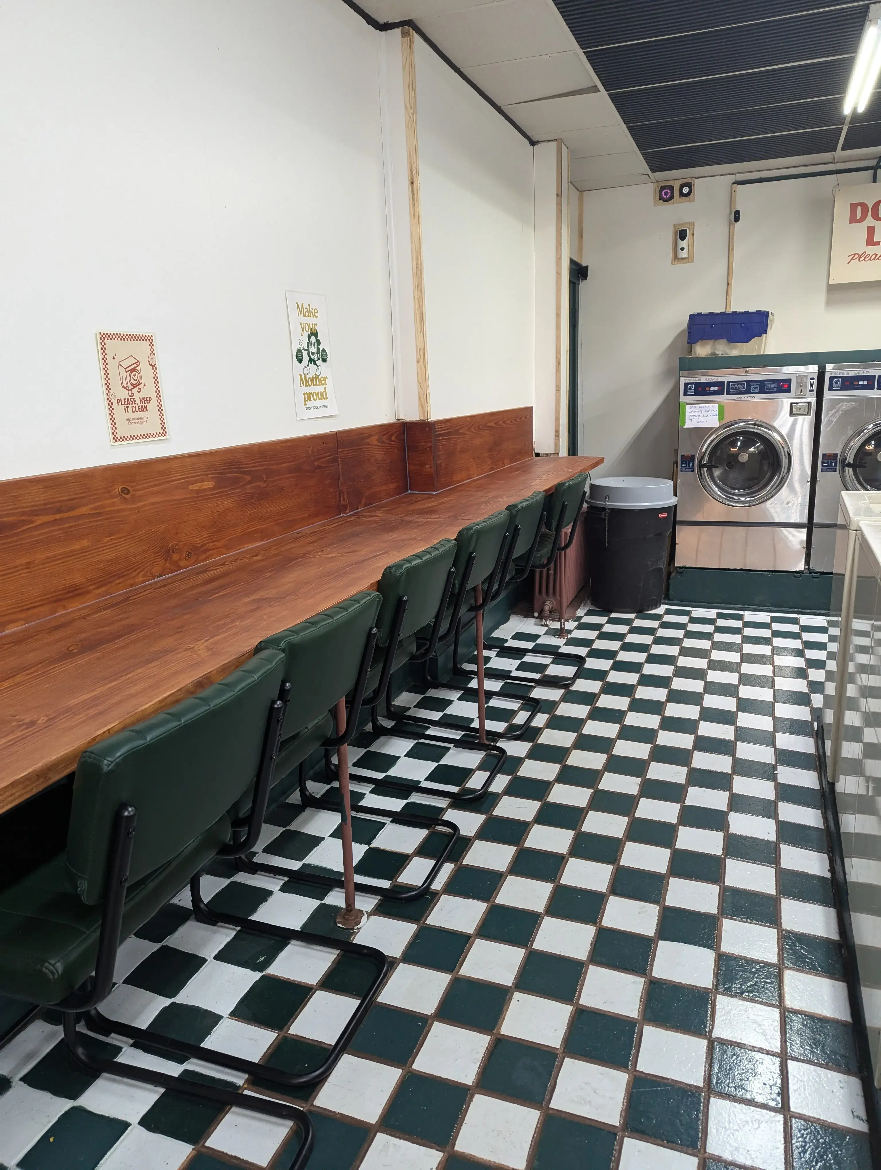 The Washroom - Image 13