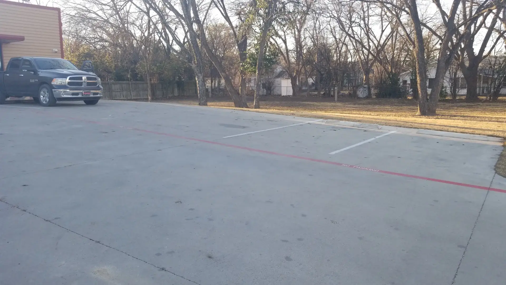 The Washtub Laundromat thumbnail 10