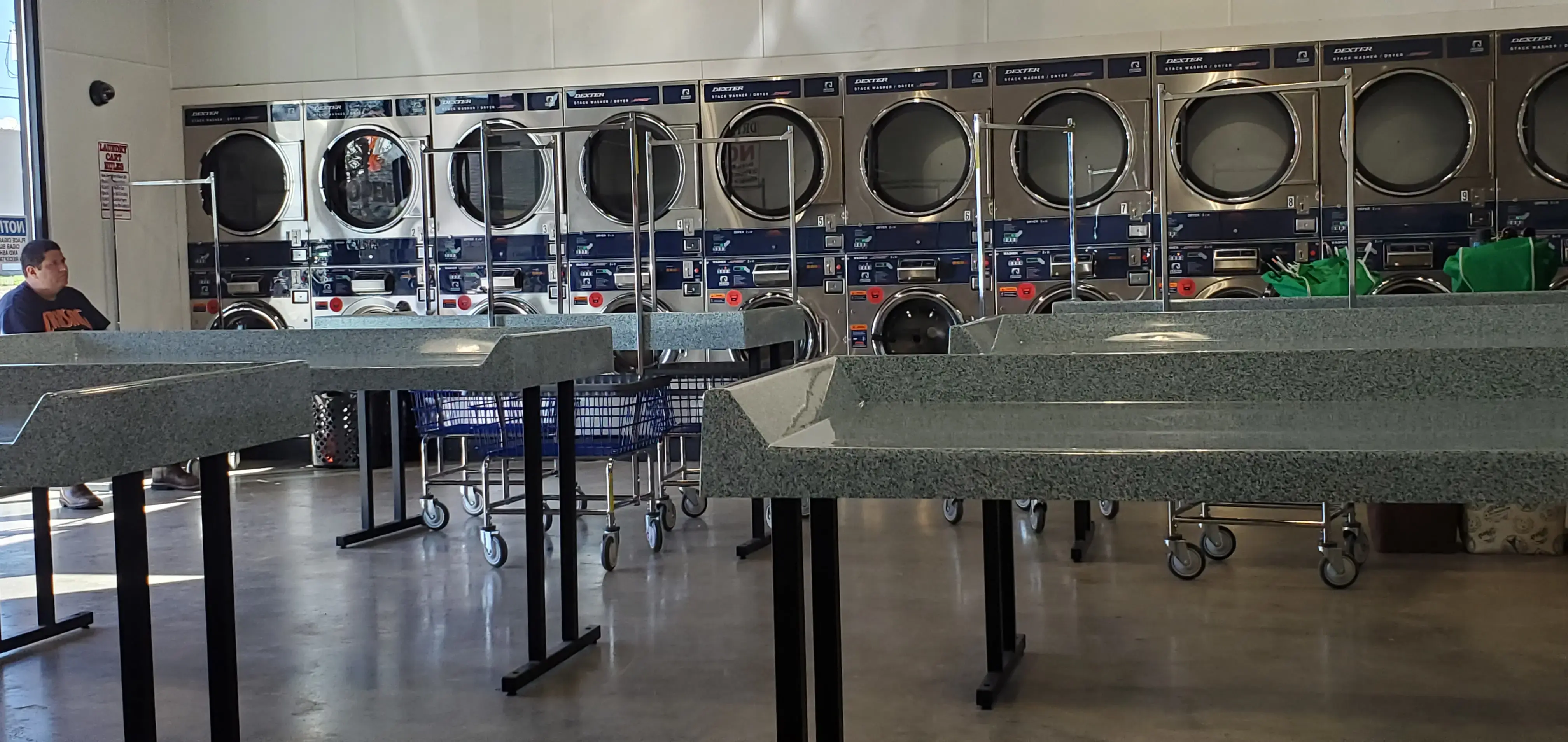 The Washtub Laundromat - Image 18