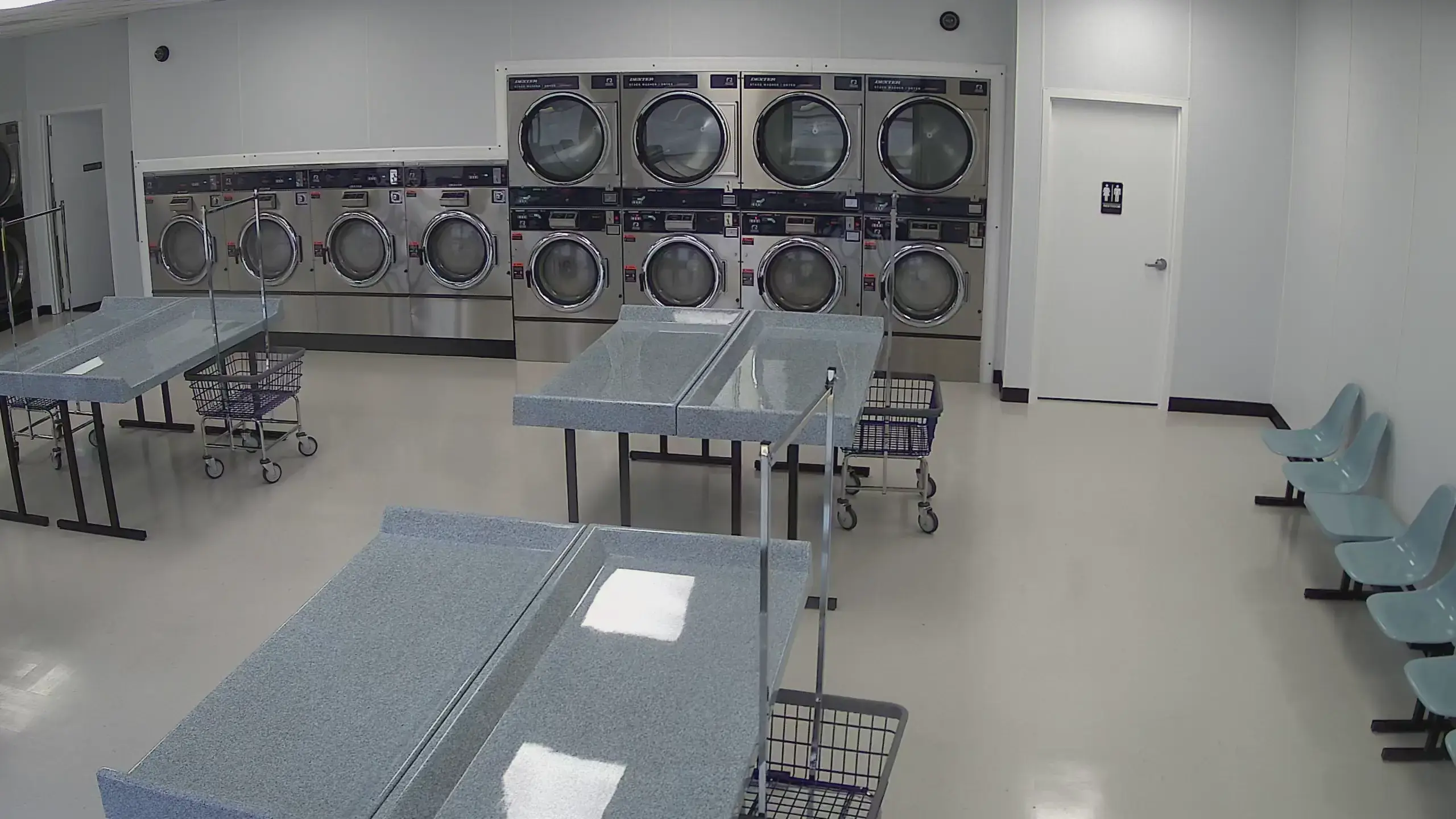 The Washtub Laundromat - Image 18