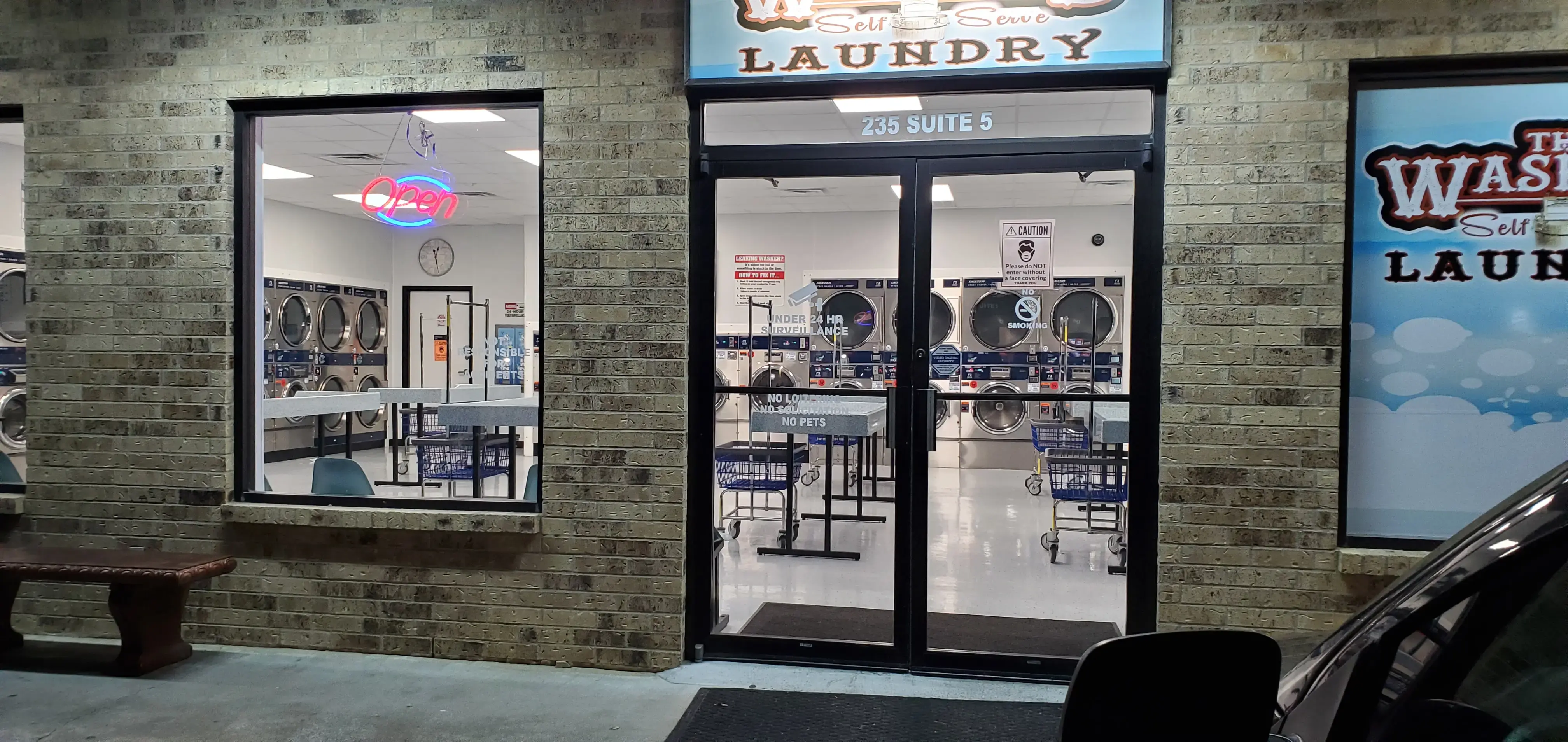 The Washtub Laundromat - Image 17