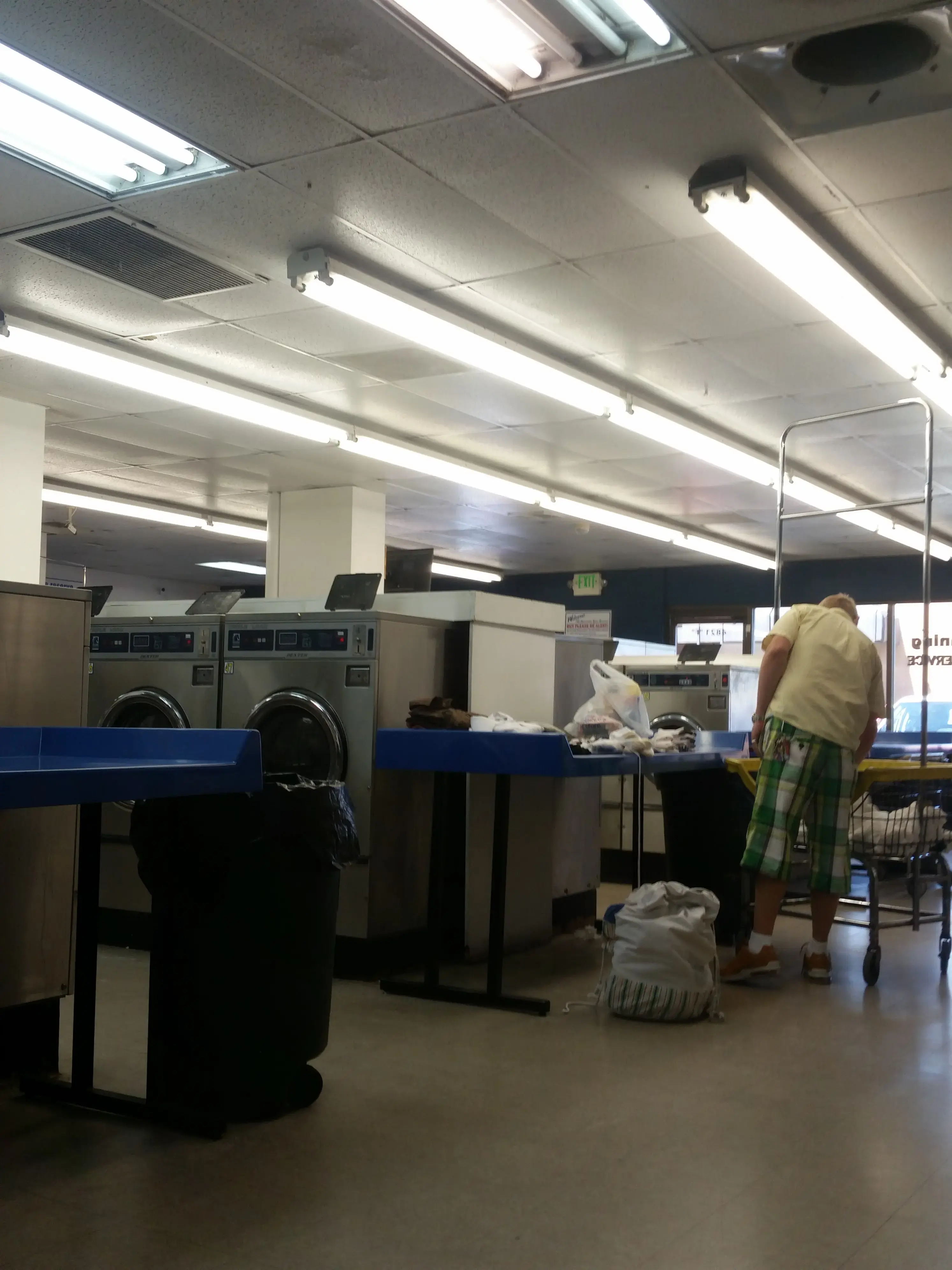 The Washtub Laundromat thumbnail 10
