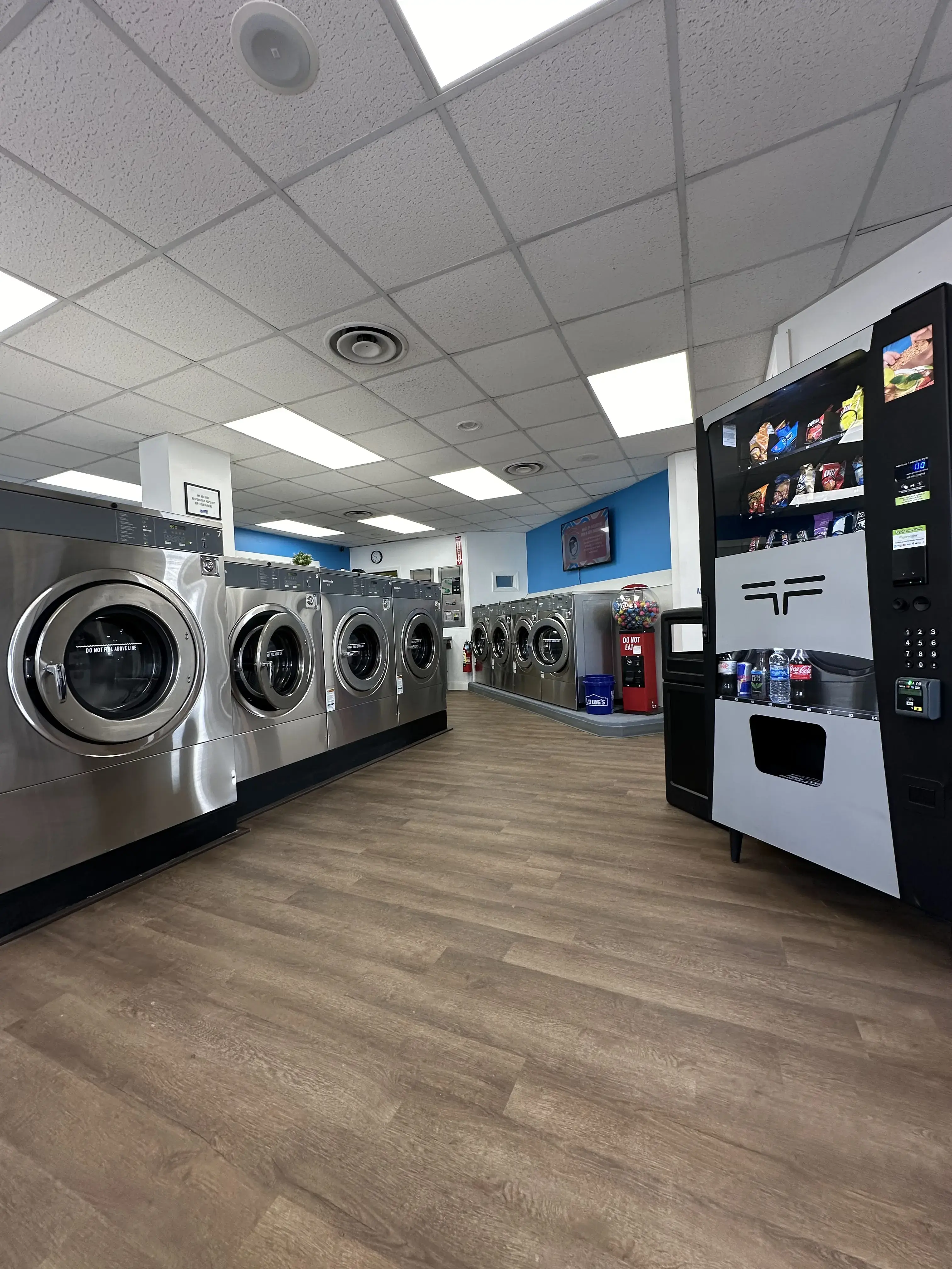 Thirteenth Street Laundromat location