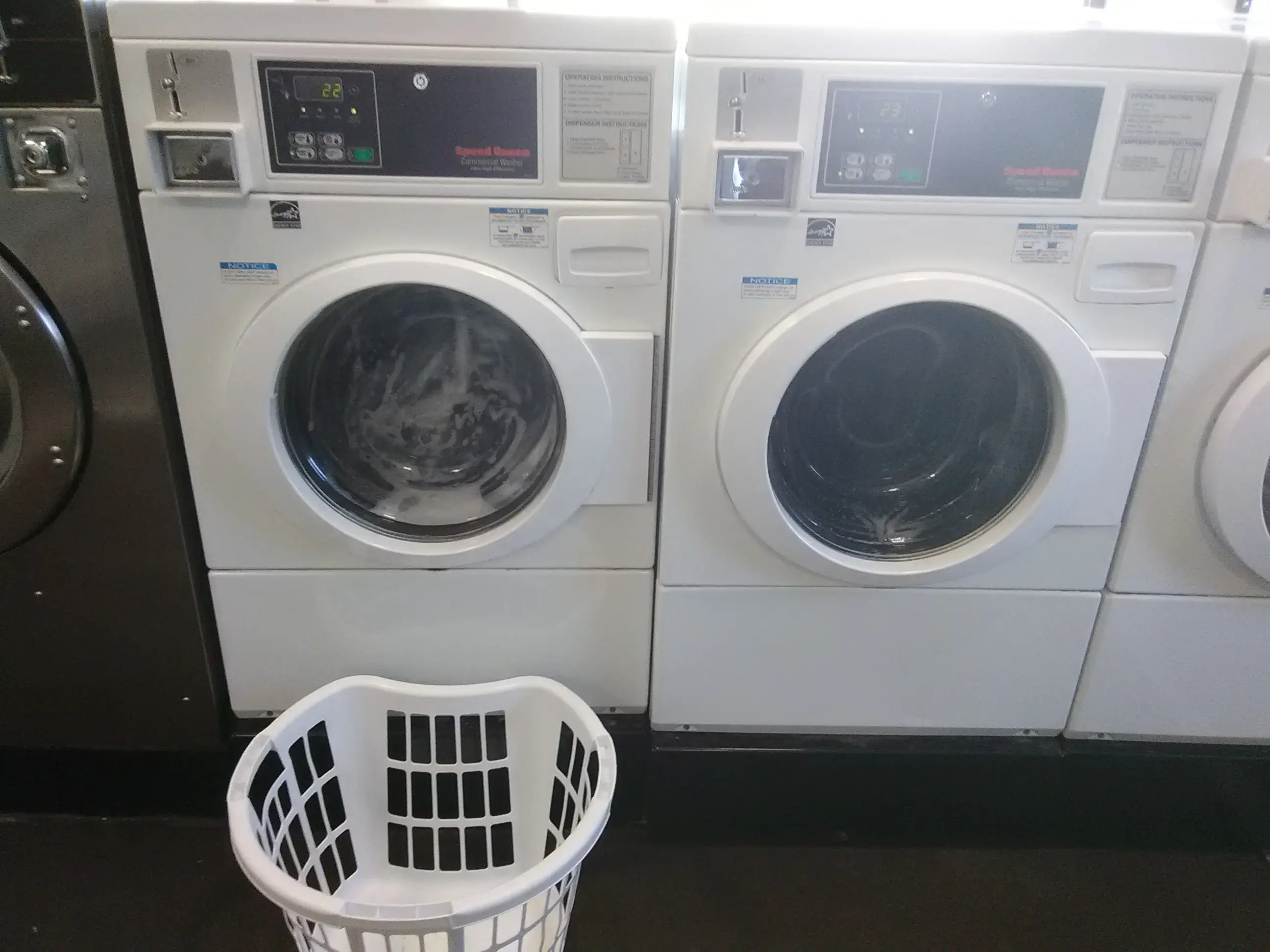 Thomson Laundromat - Image 10