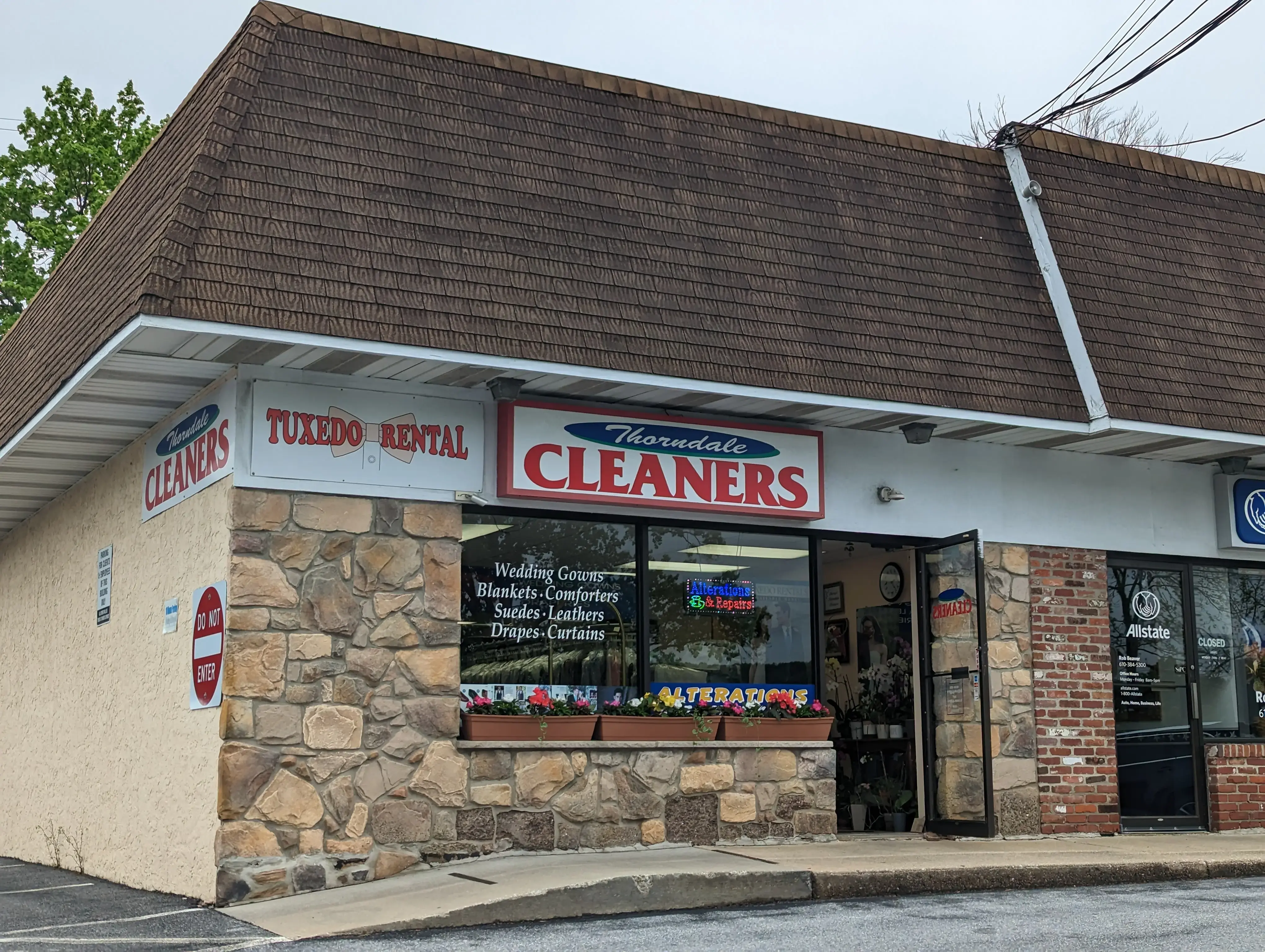 Thorndale Cleaners - Image 3