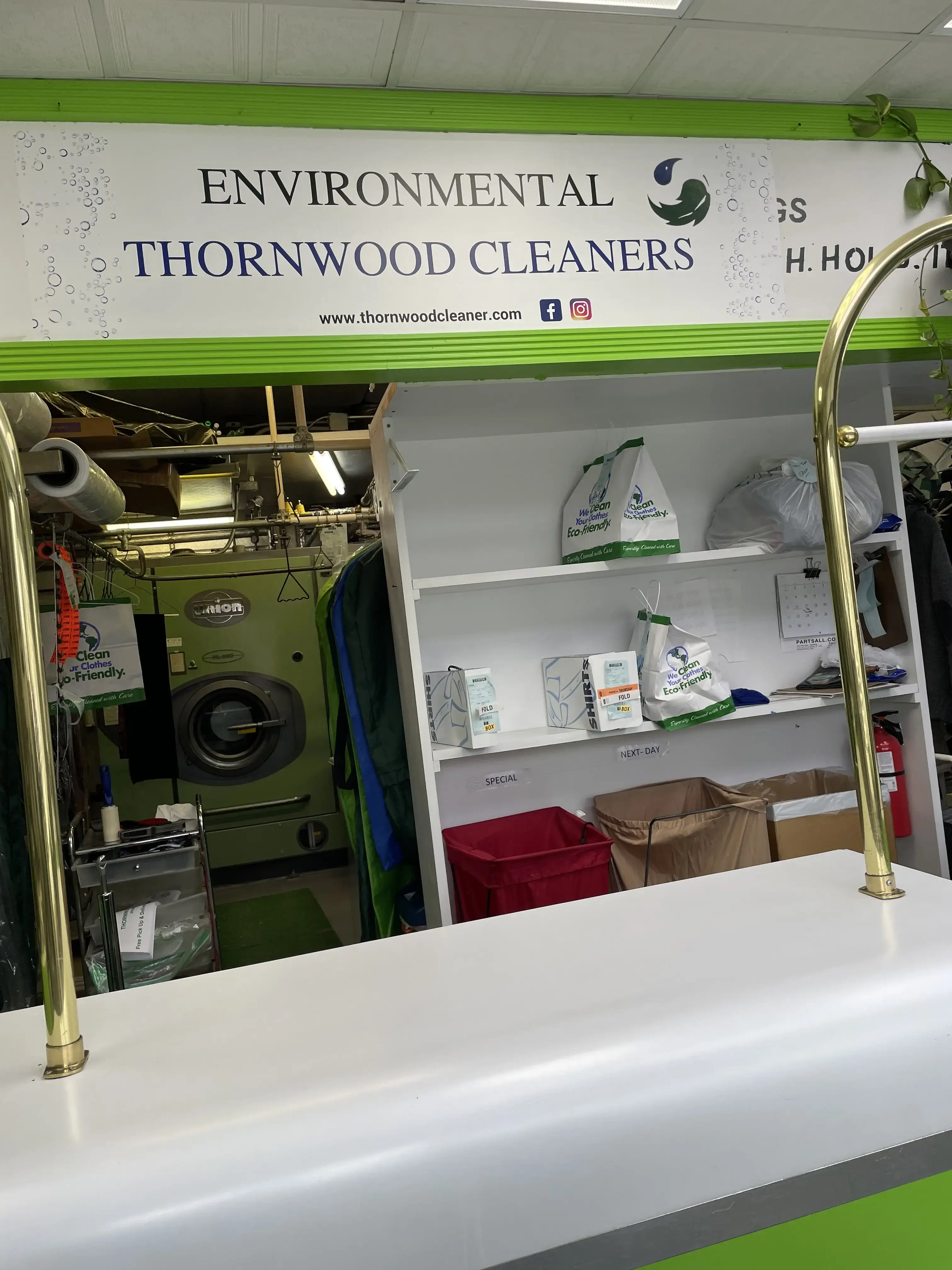 Thornwood Cleaners thumbnail 9