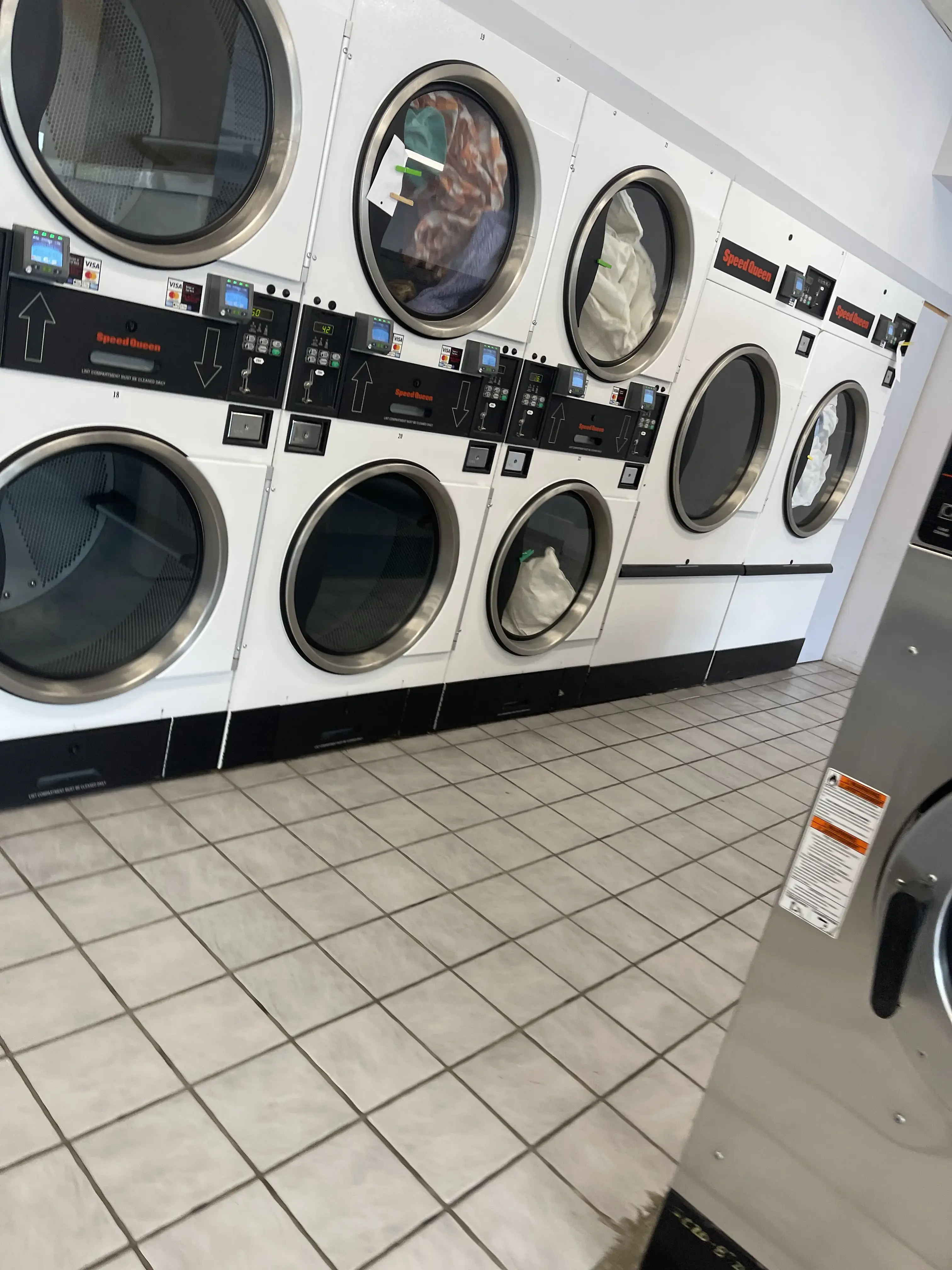 Thrifty Bundle Laundromat location
