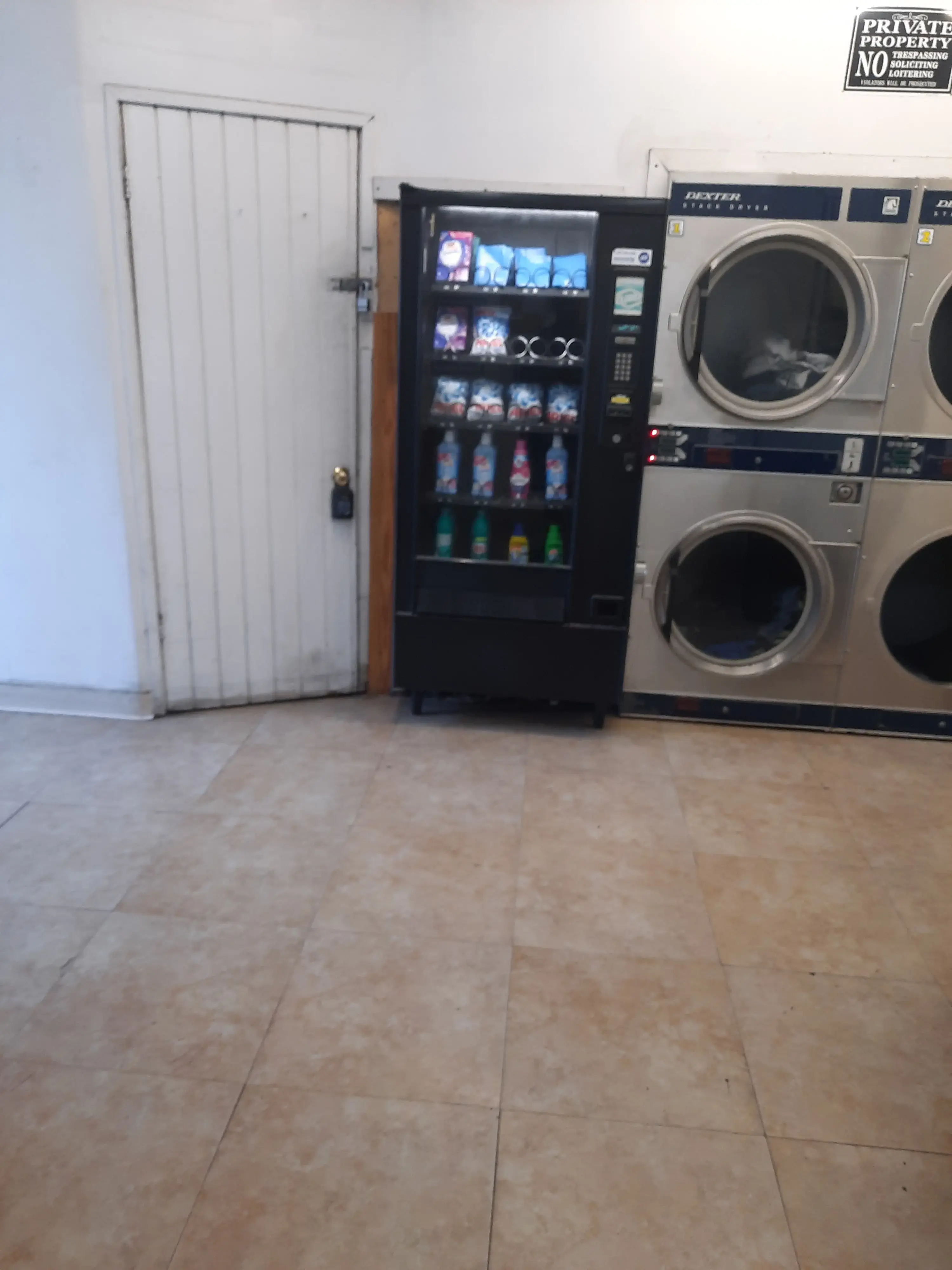 Thrifty Coin Laundry thumbnail 7