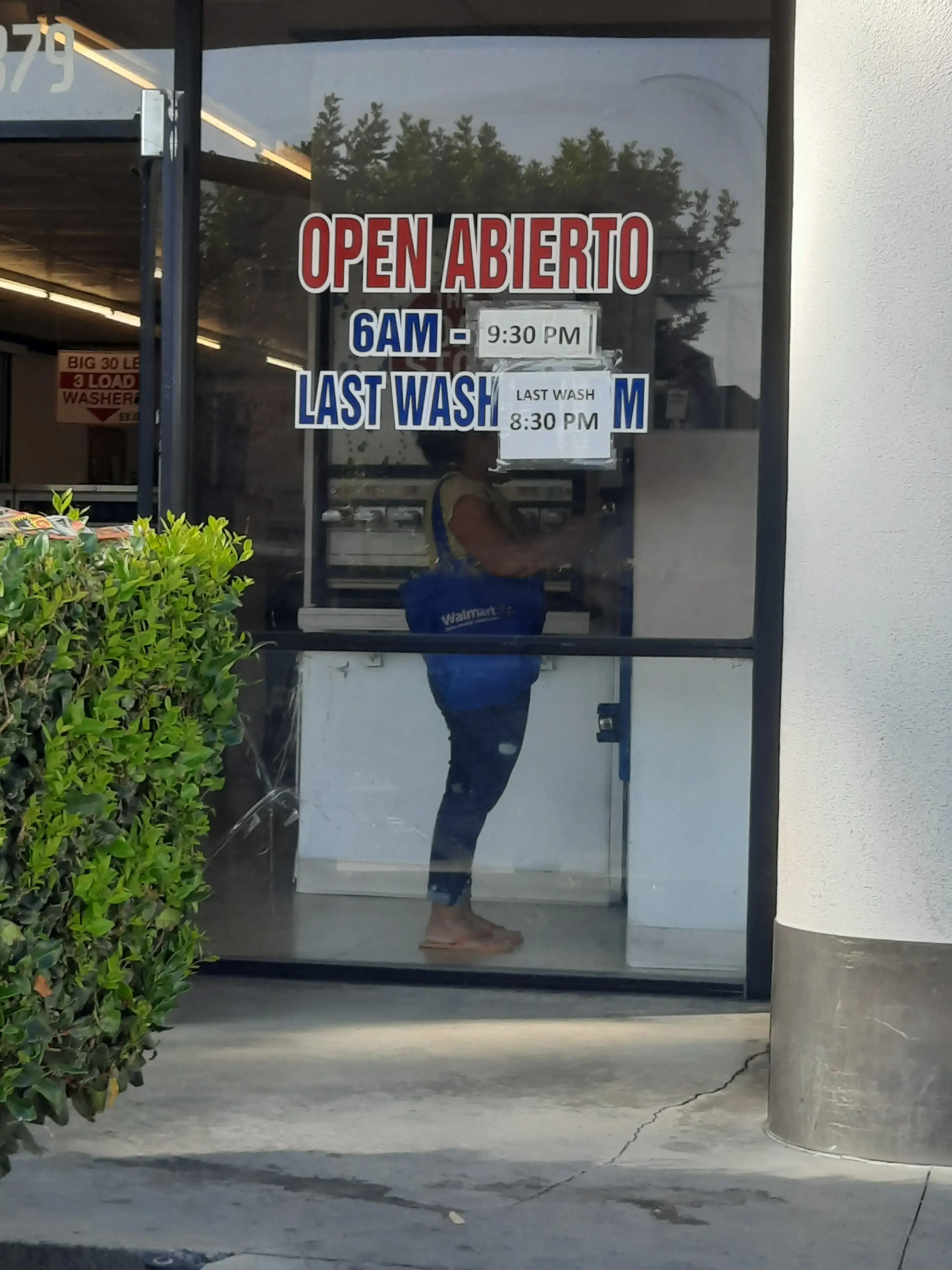 Thrifty Coin Laundry - Image 4