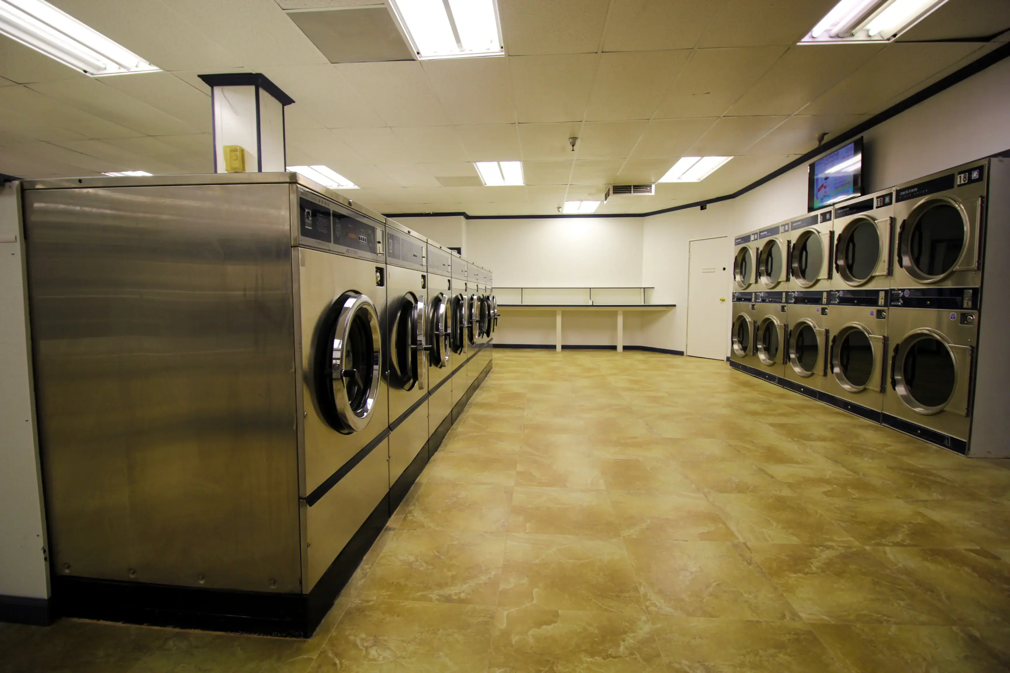 Thrifty Laundry - Image 19
