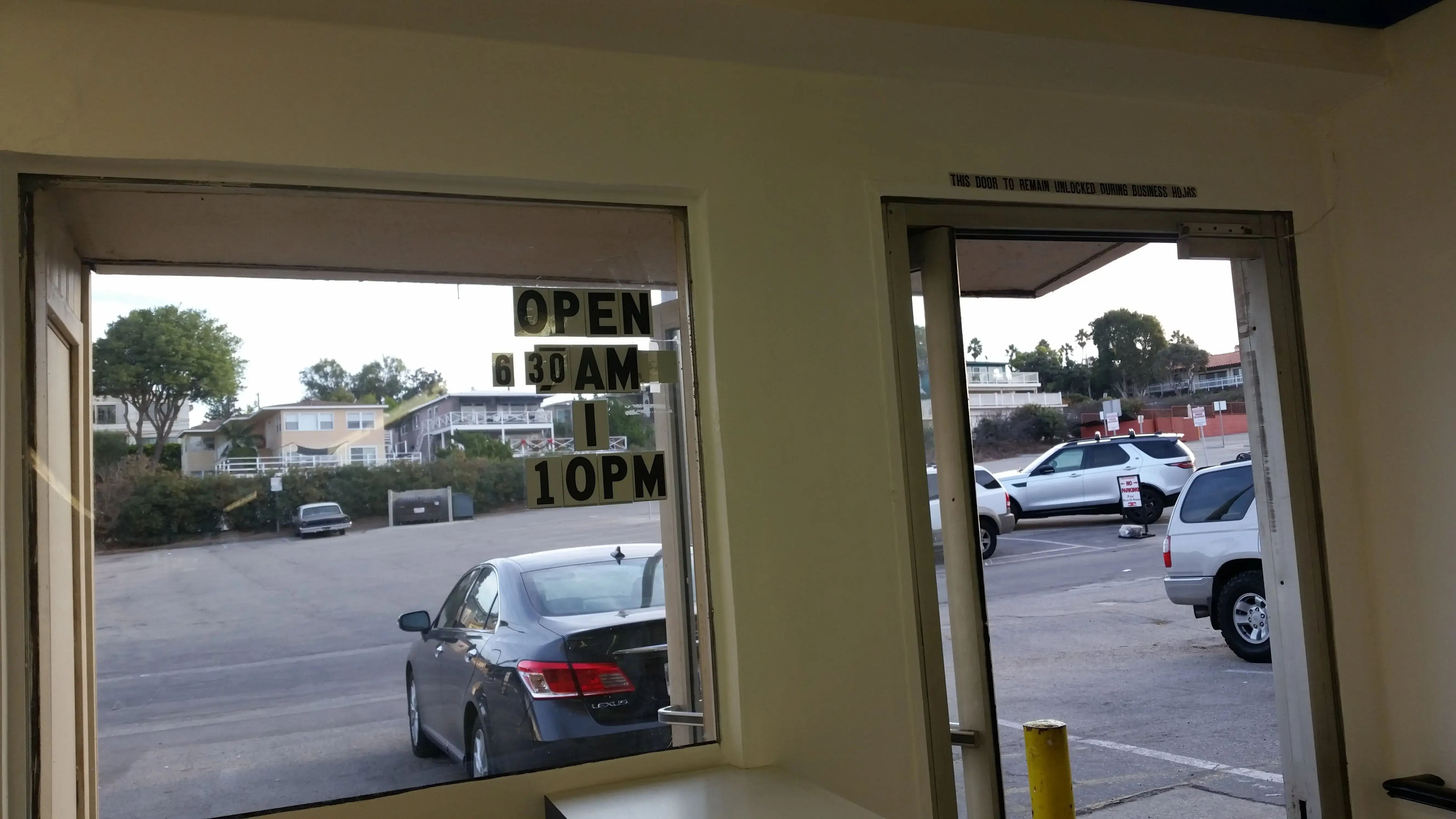 Thrifty Wash & Cleaners - Image 9