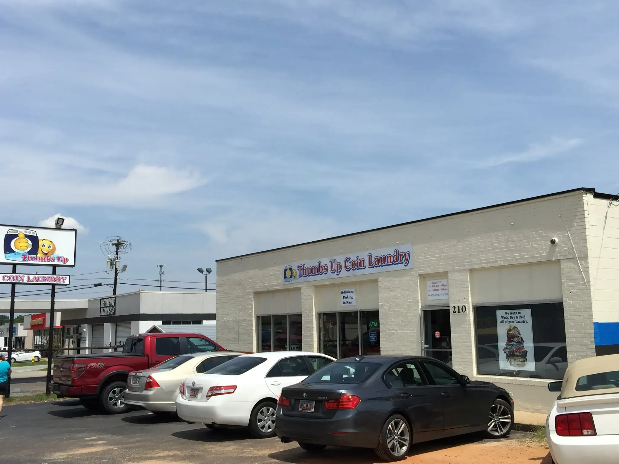 Thumbs Up Coin Laundry location
