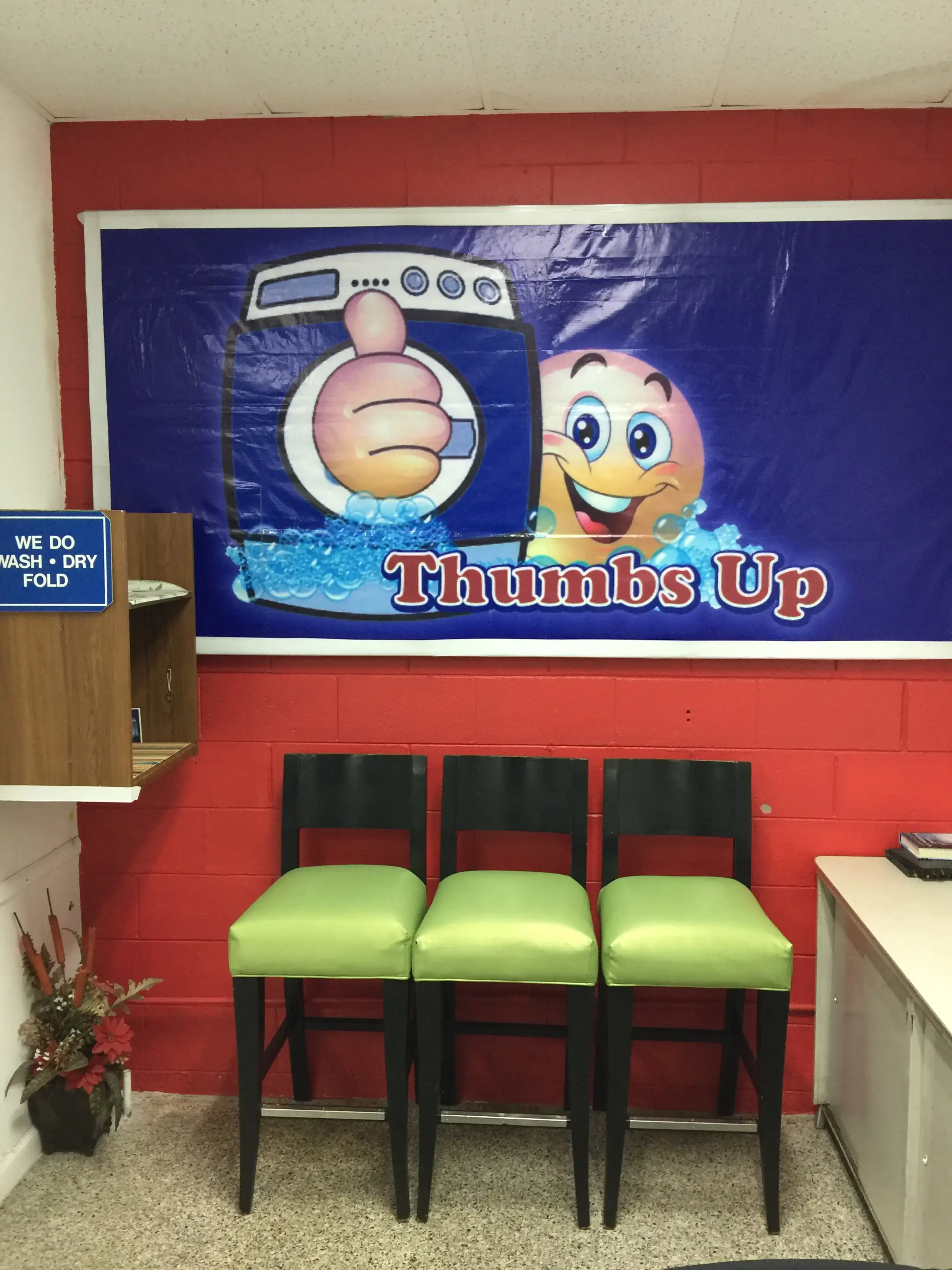 Thumbs Up Coin Laundry - Image 6