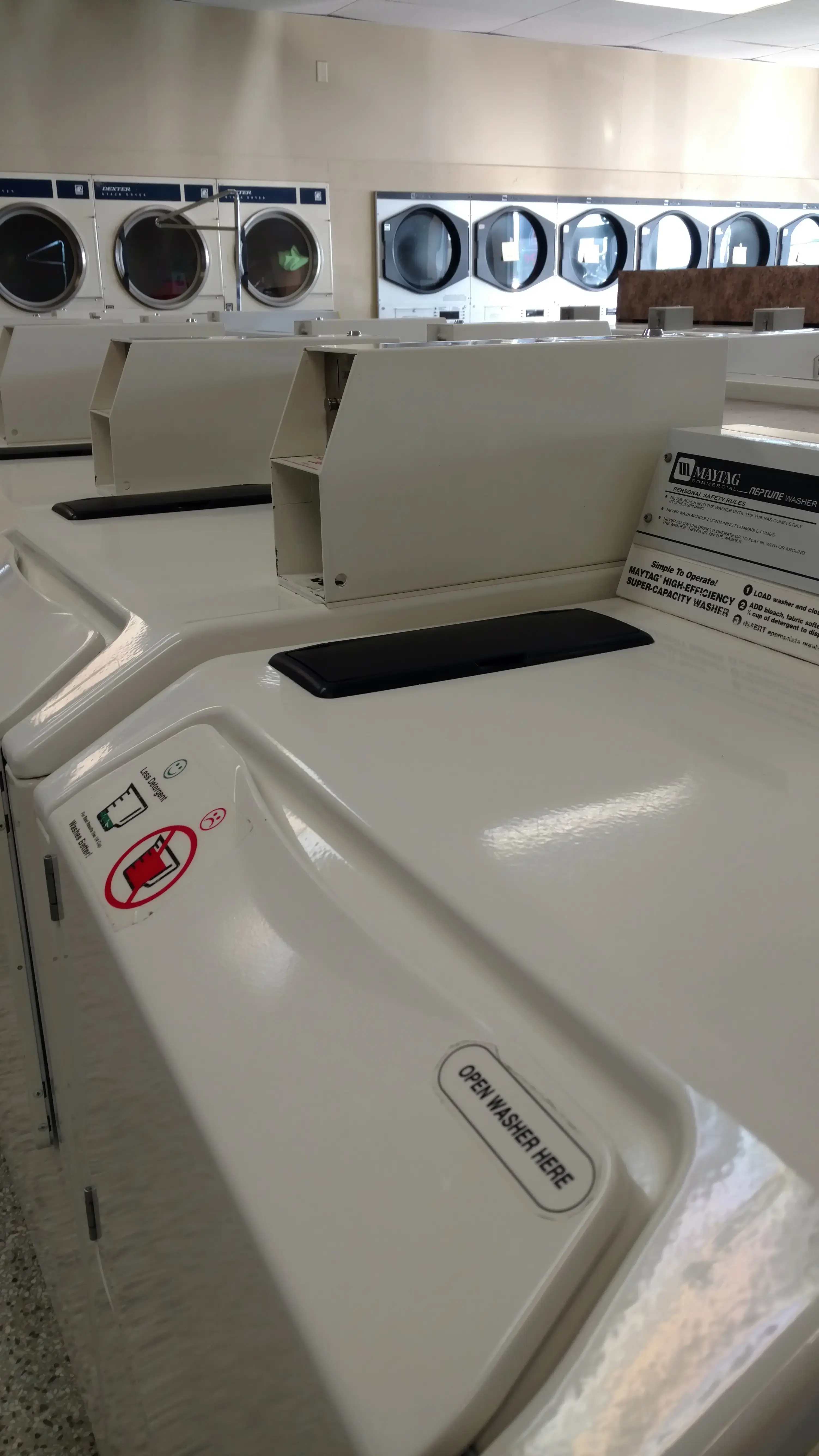 Tidalwave Laundromat - Image 9