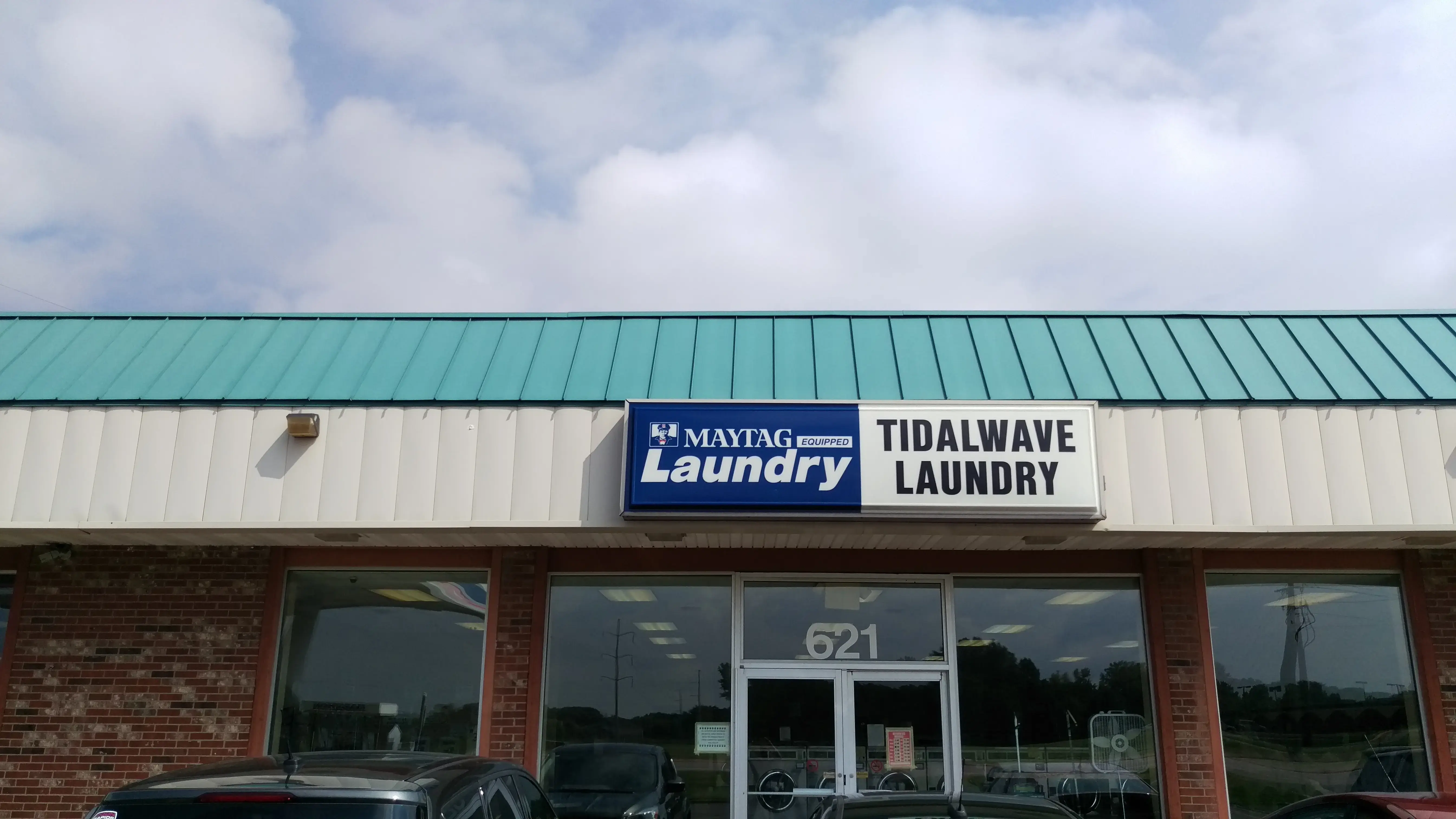 Tidalwave Laundromat - Image 4