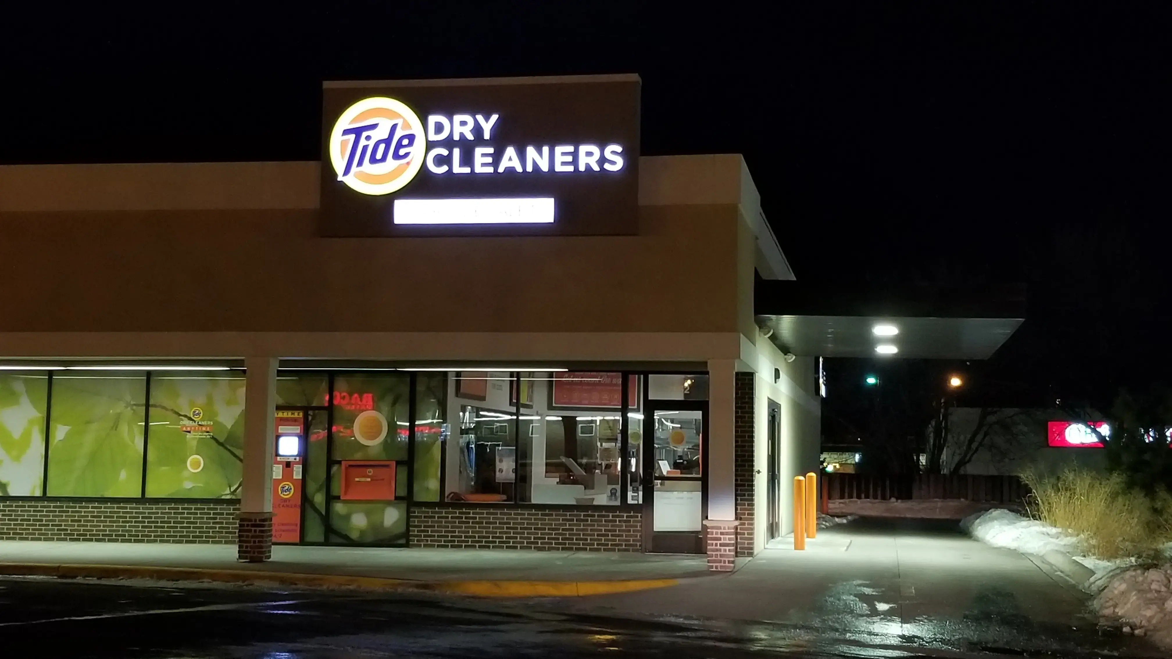 Tide Cleaners - Image 14