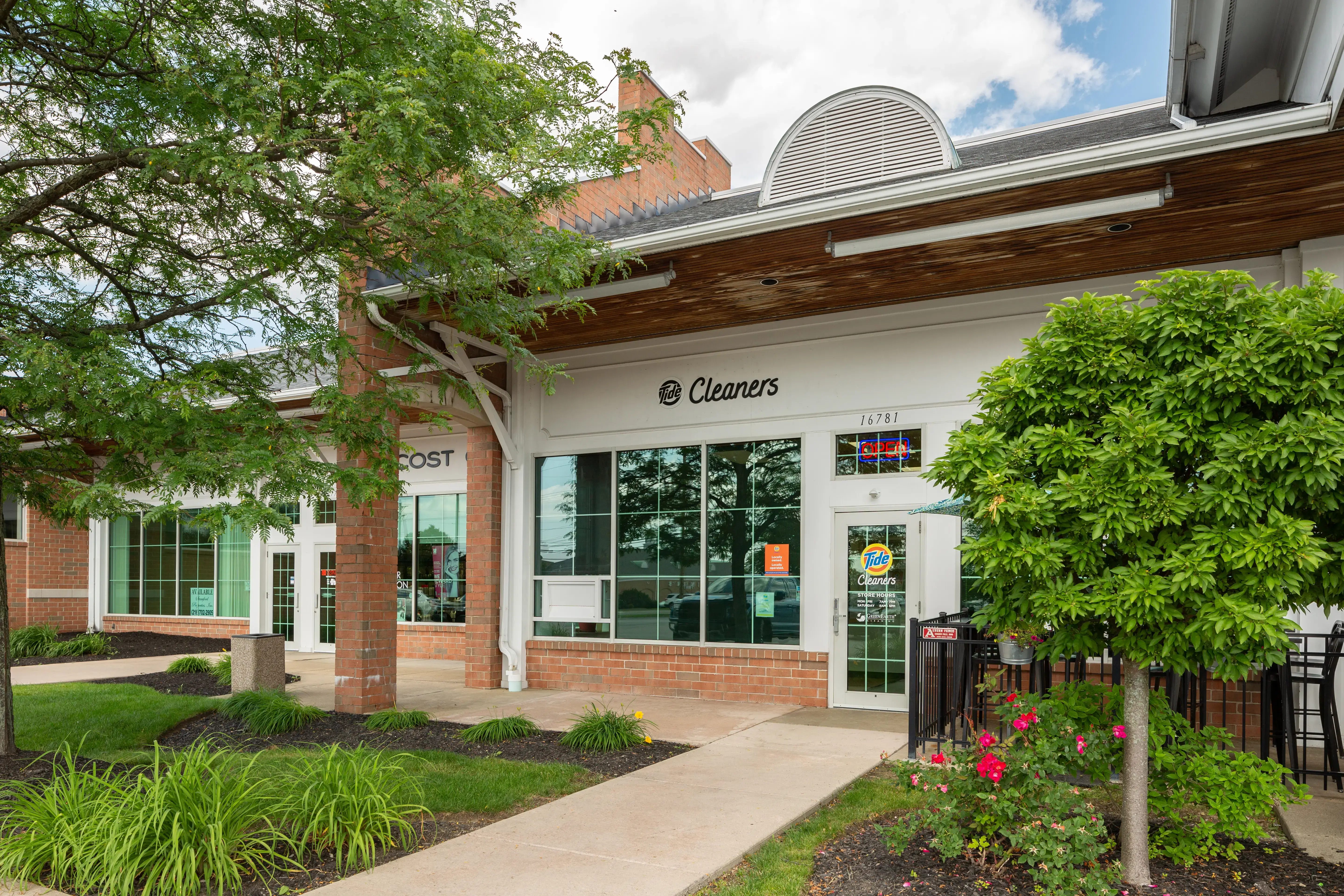 Tide Cleaners thumbnail 8